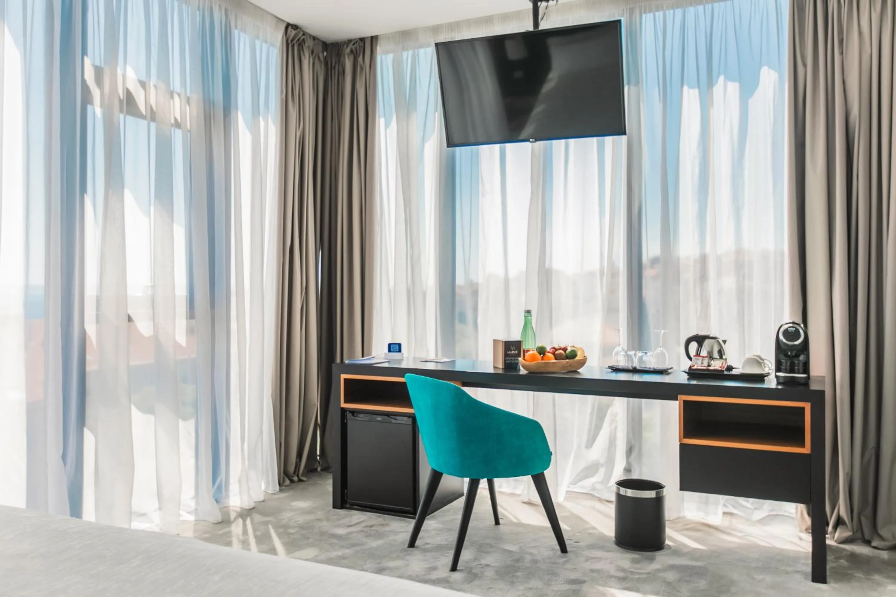 Coffee/tea facilities in Marvie Hotel & Health