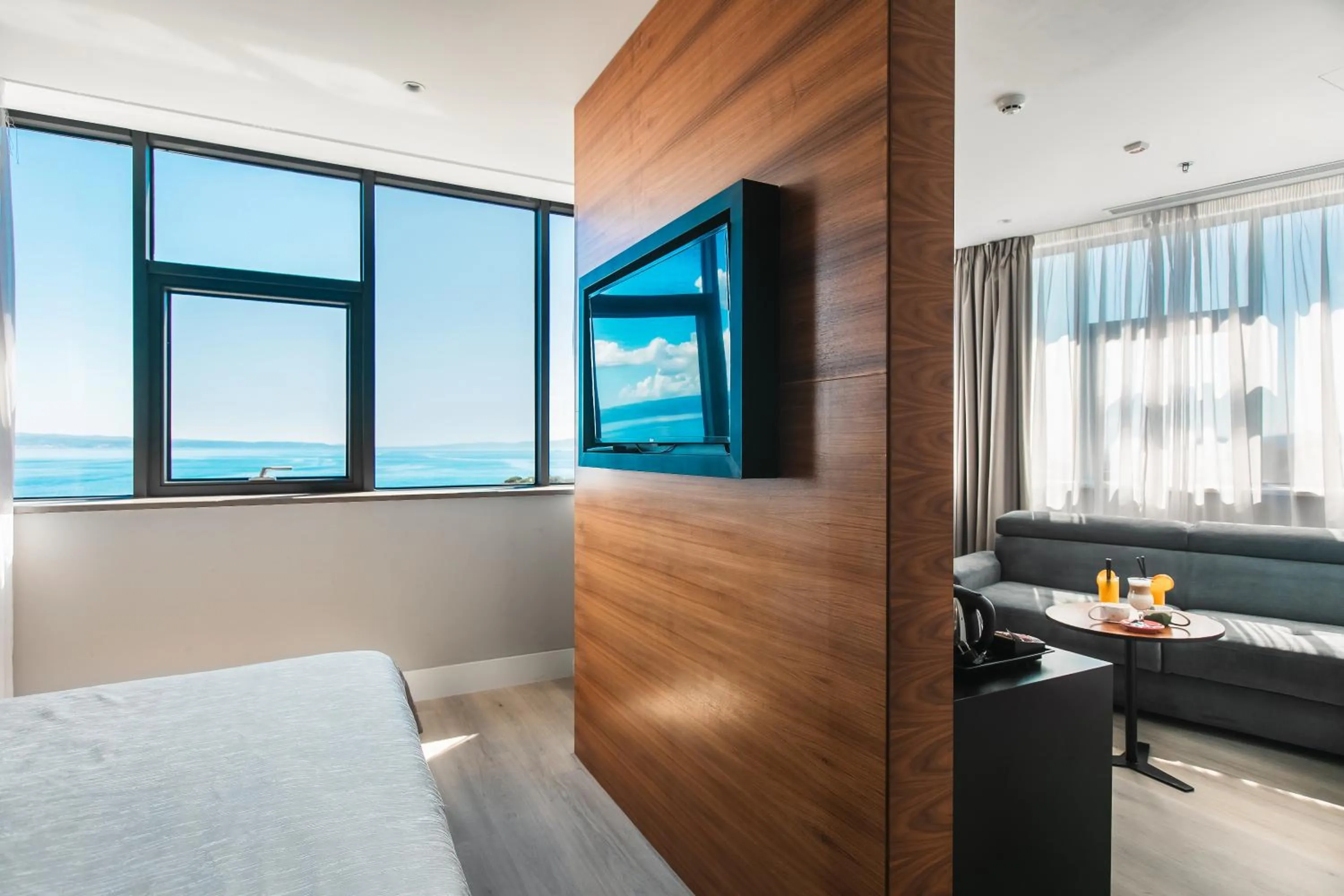 Bedroom, Bed in Marvie Hotel & Health