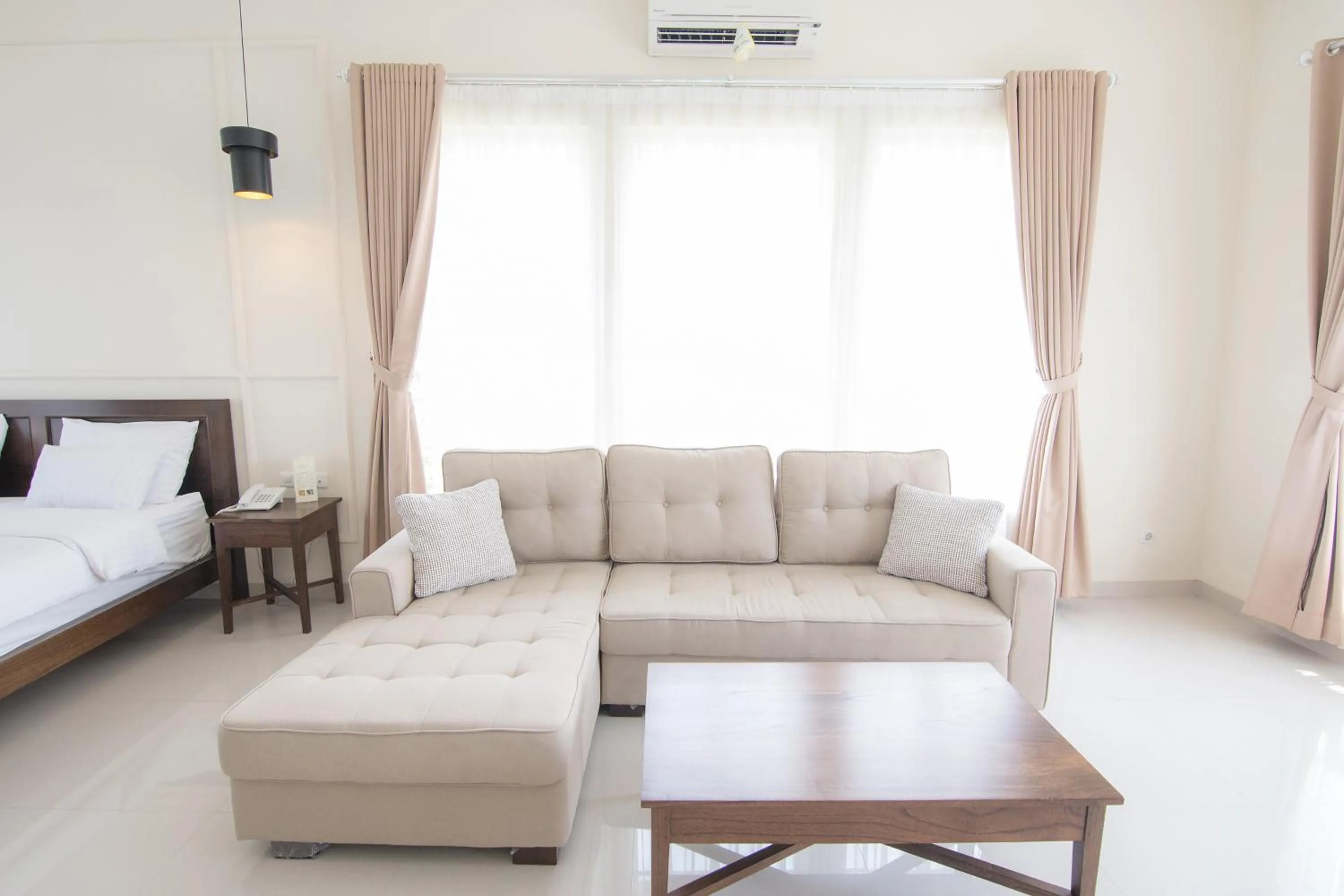 Bed in Sevilla Resort Magelang