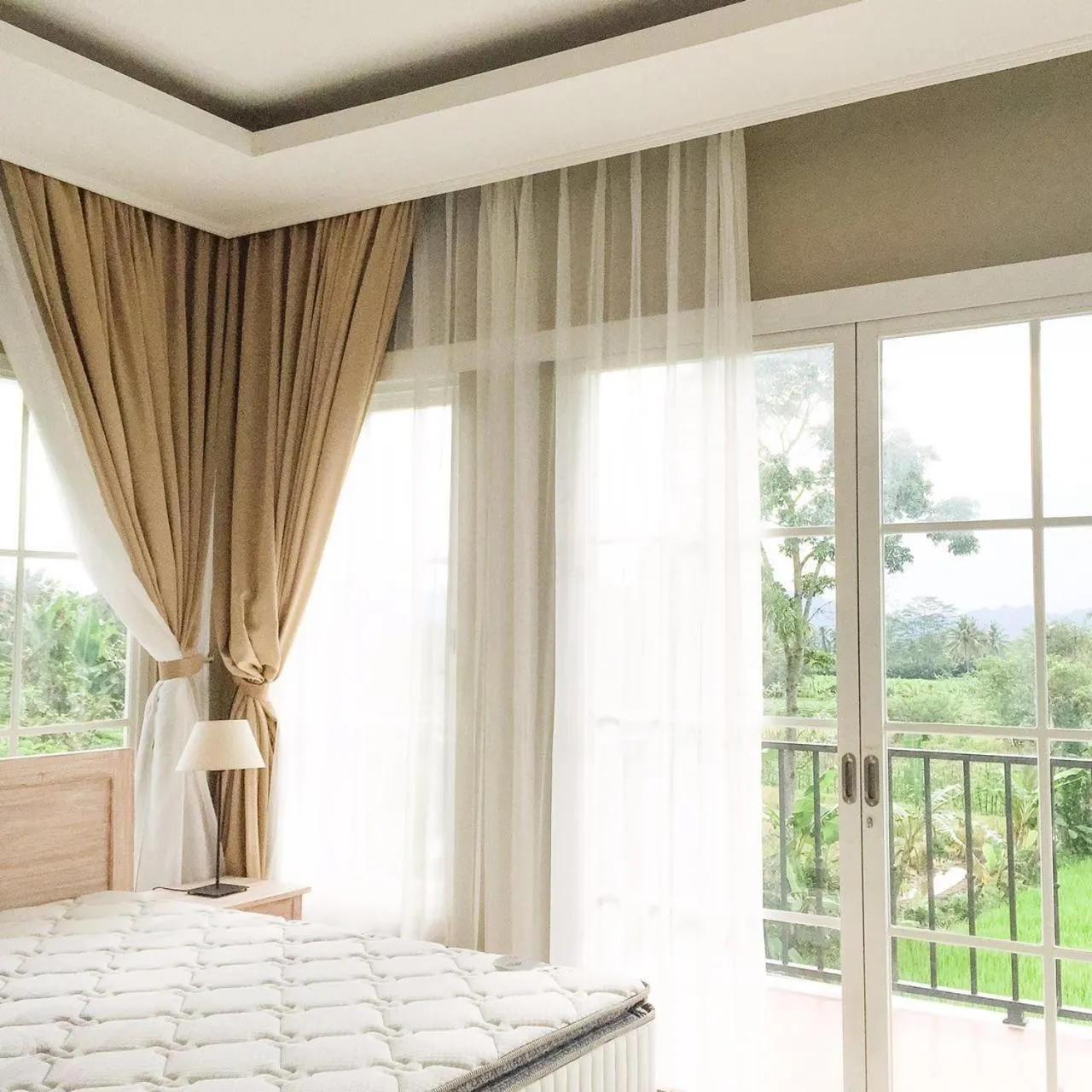 Bed in Sevilla Resort Magelang