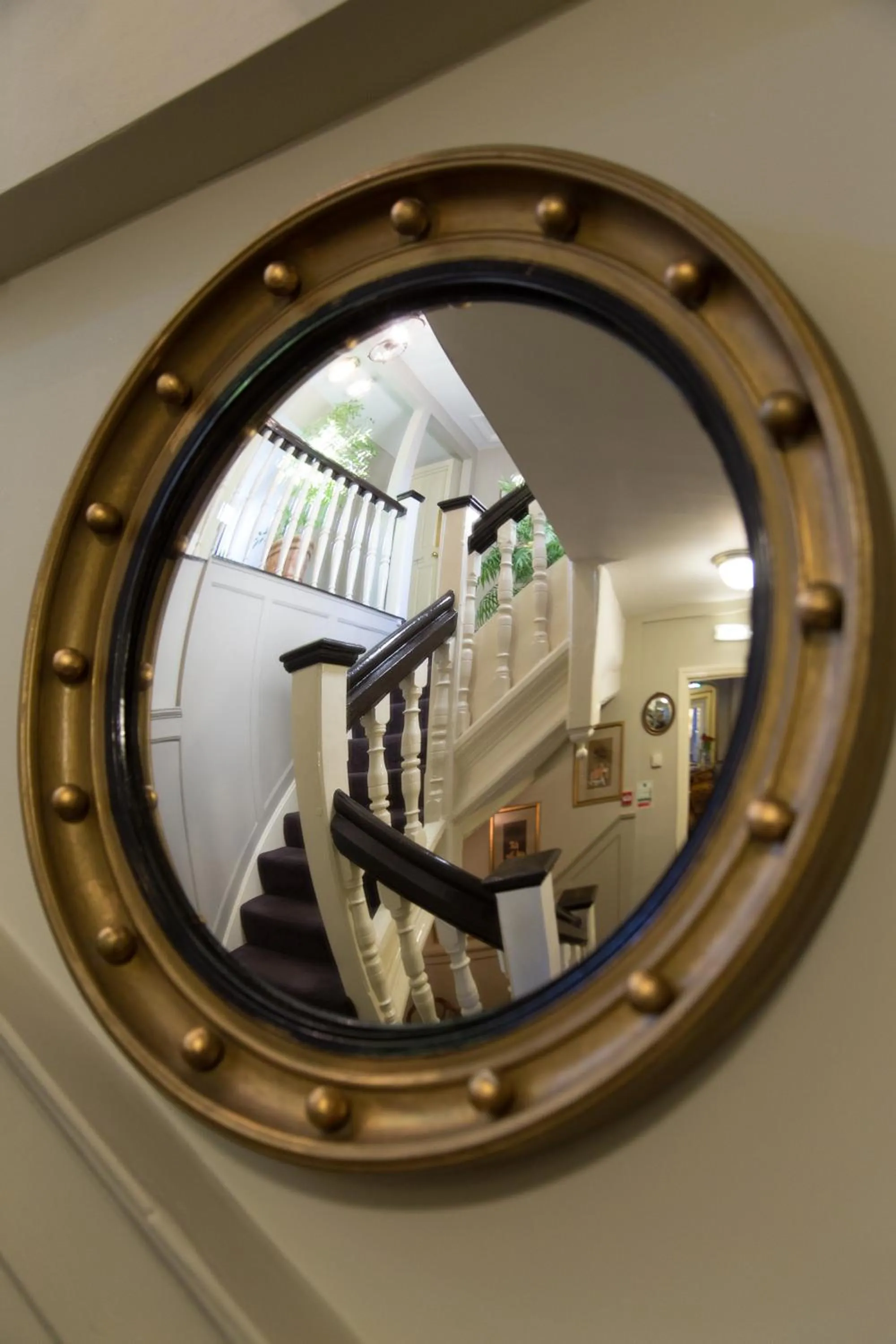 Decorative detail in The Old Vine