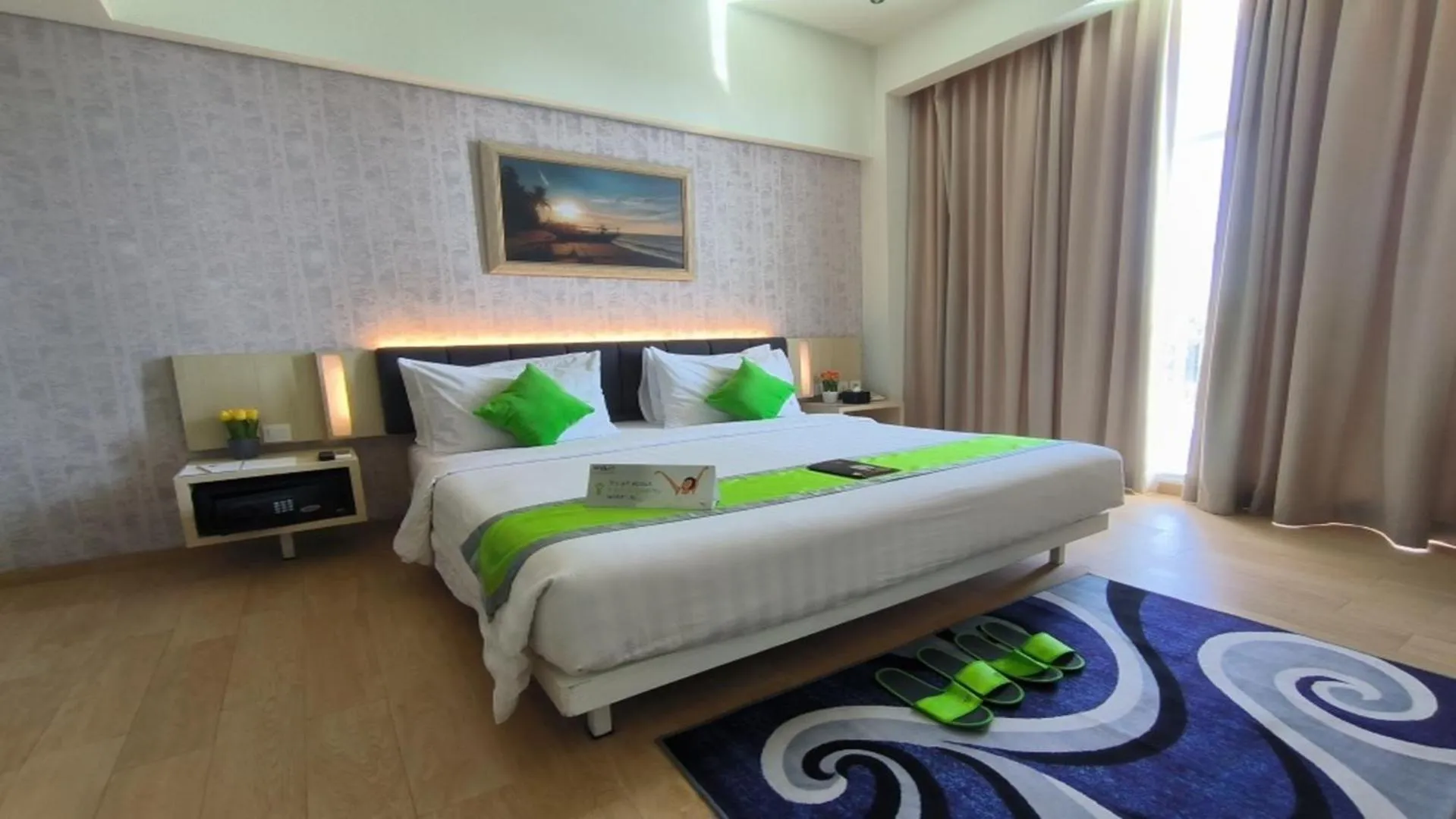 Bedroom, Bed in Whiz Prime Hotel Sudirman Cilacap