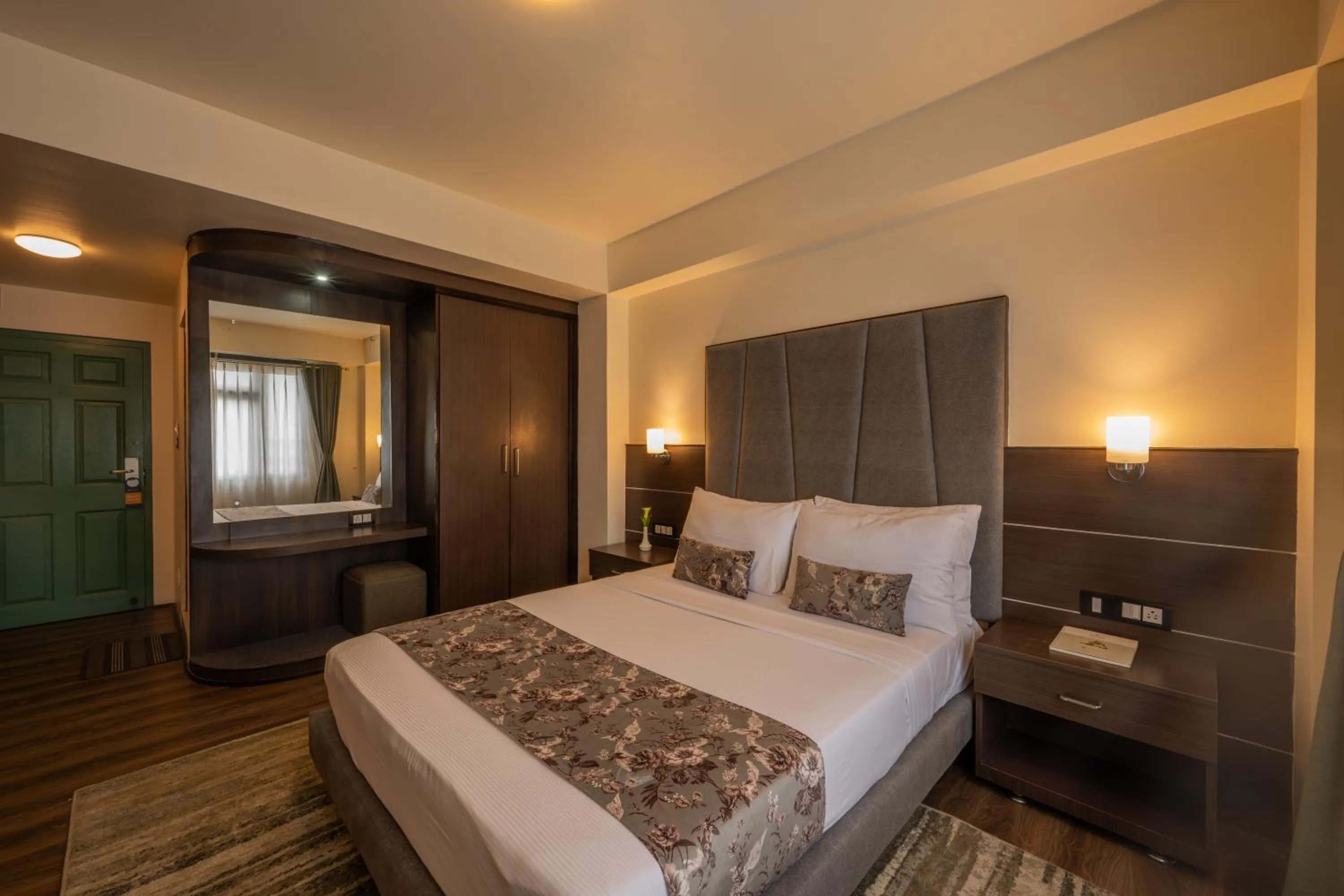 Bed in Udaan Woodberry Hotel & Spa