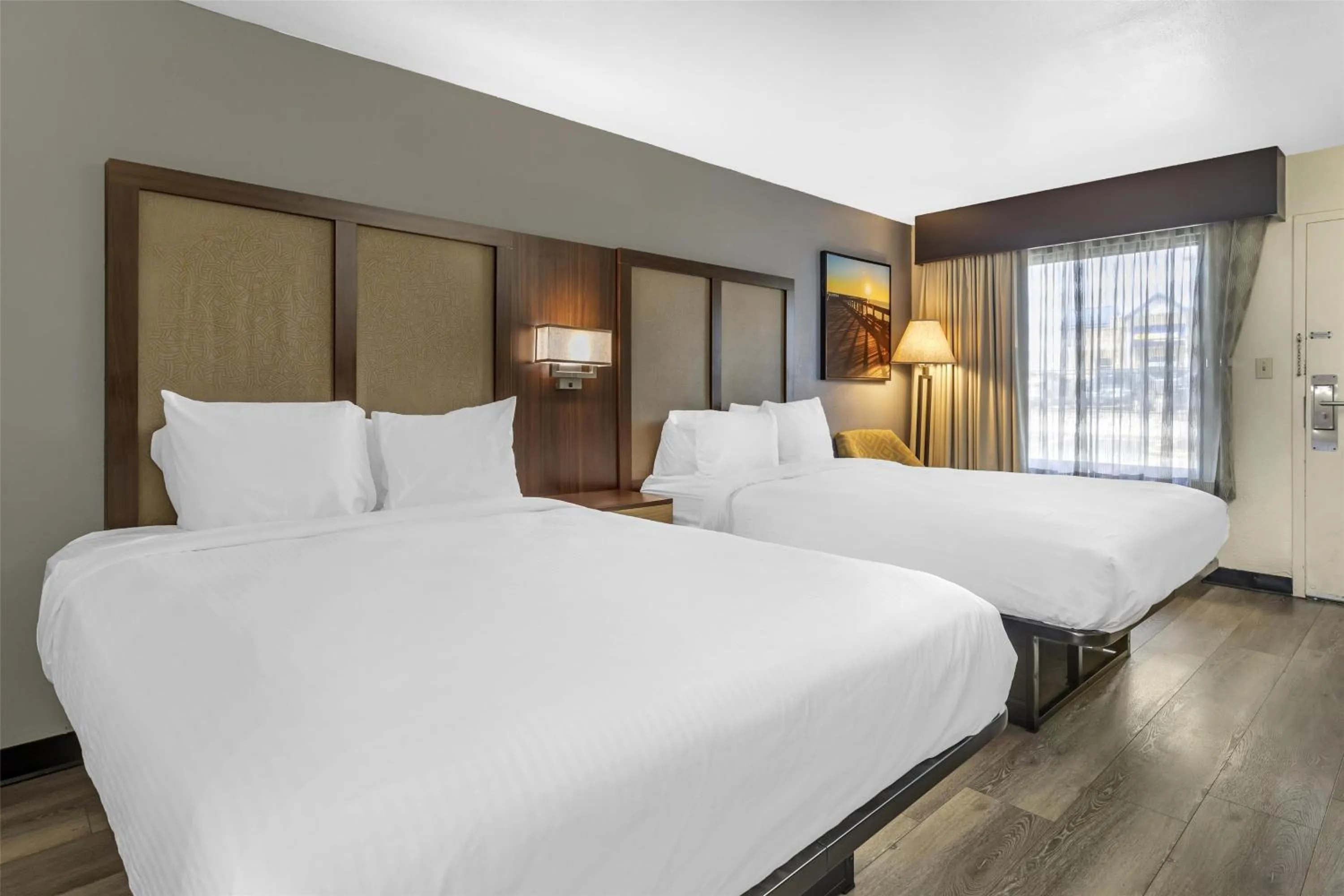 Bedroom, Bed in Best Western Salisbury Plaza