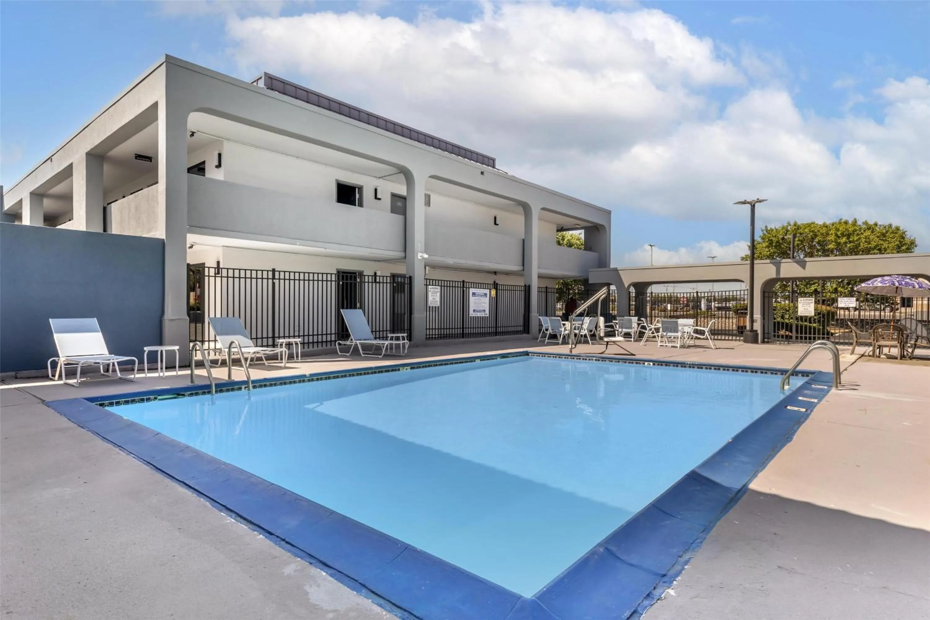 Pool view in Best Western Salisbury Plaza