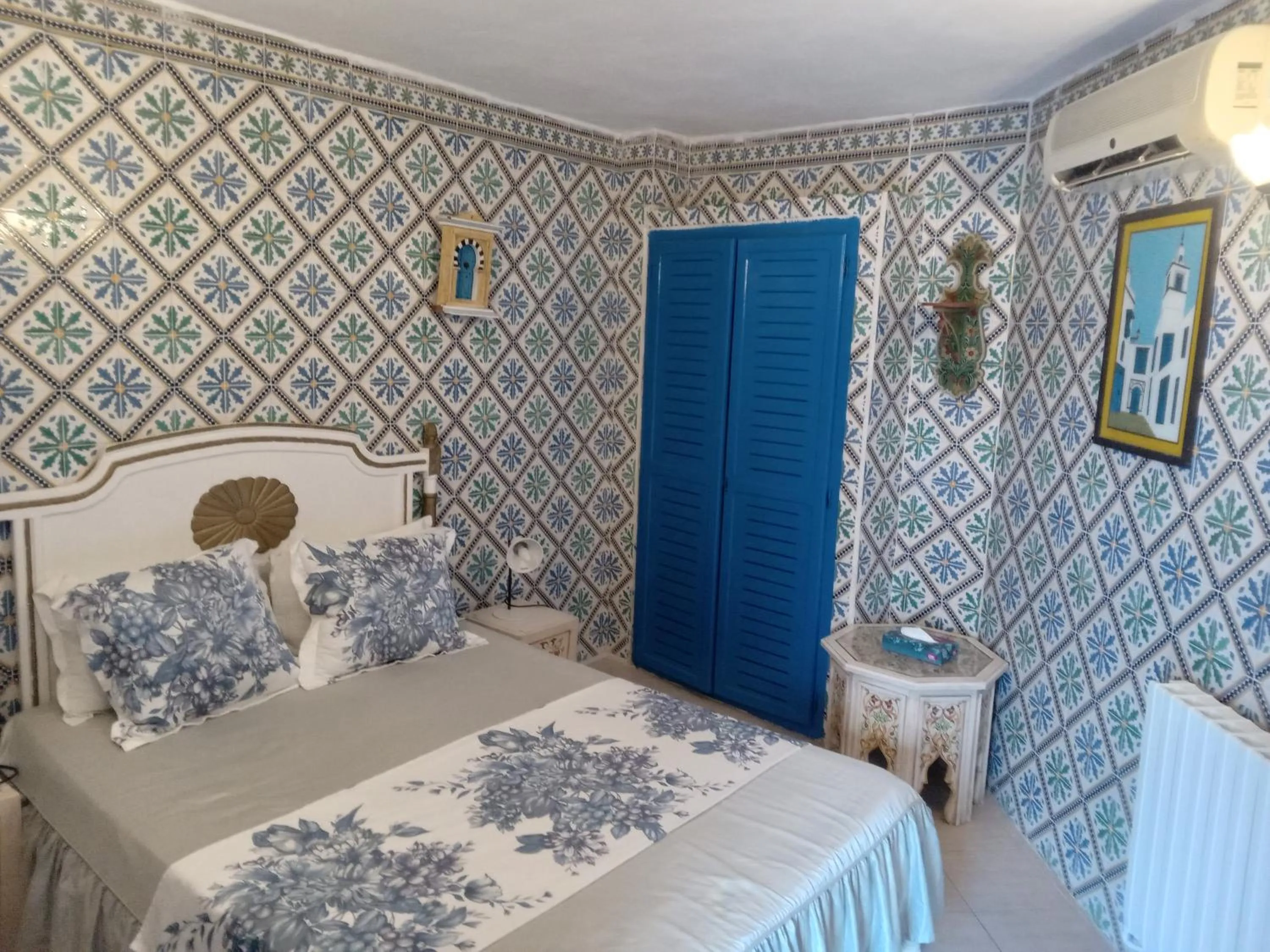 Bed in Hôtel Bou Fares