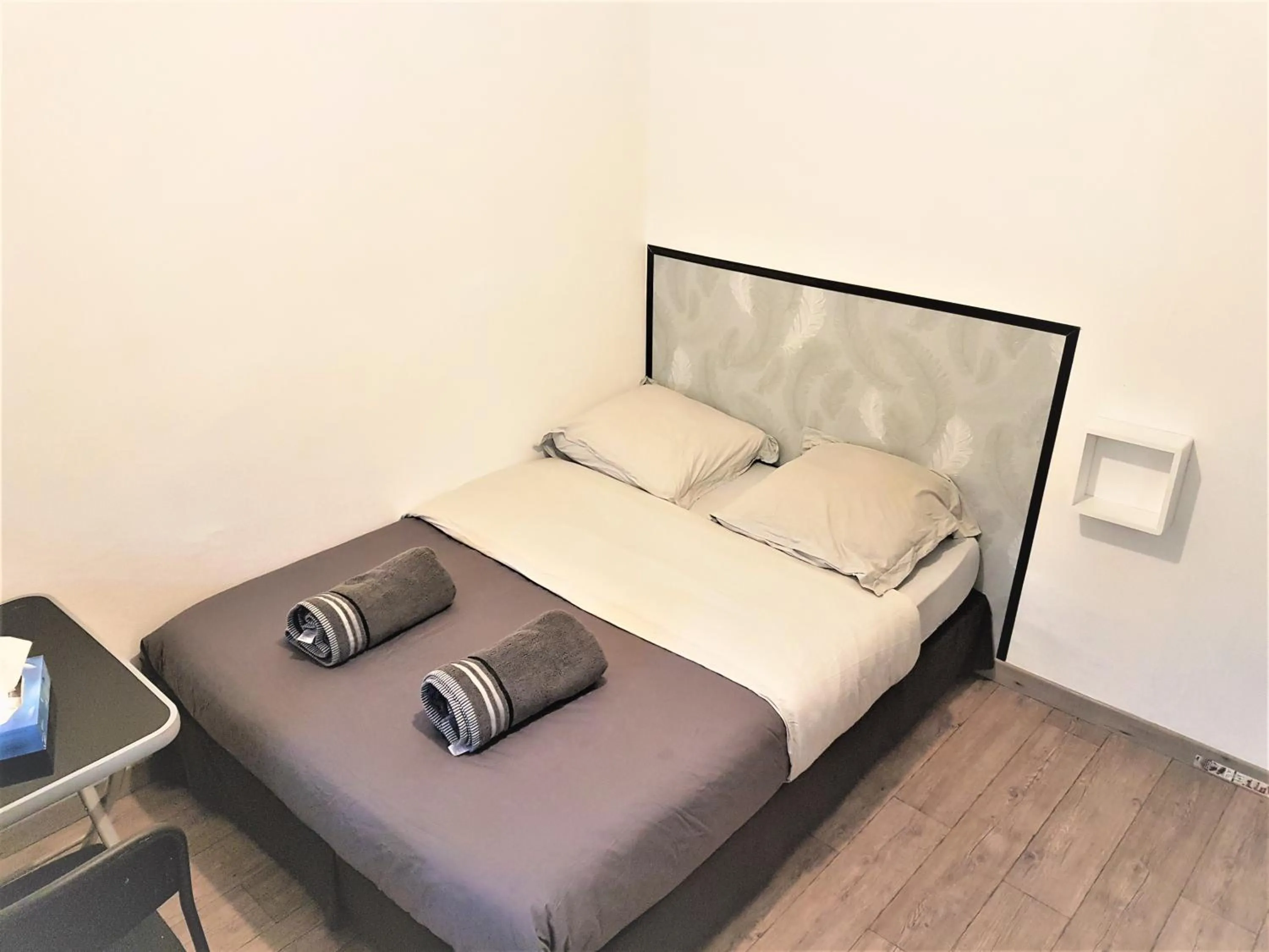 Bedroom, Bed in NancyRoom