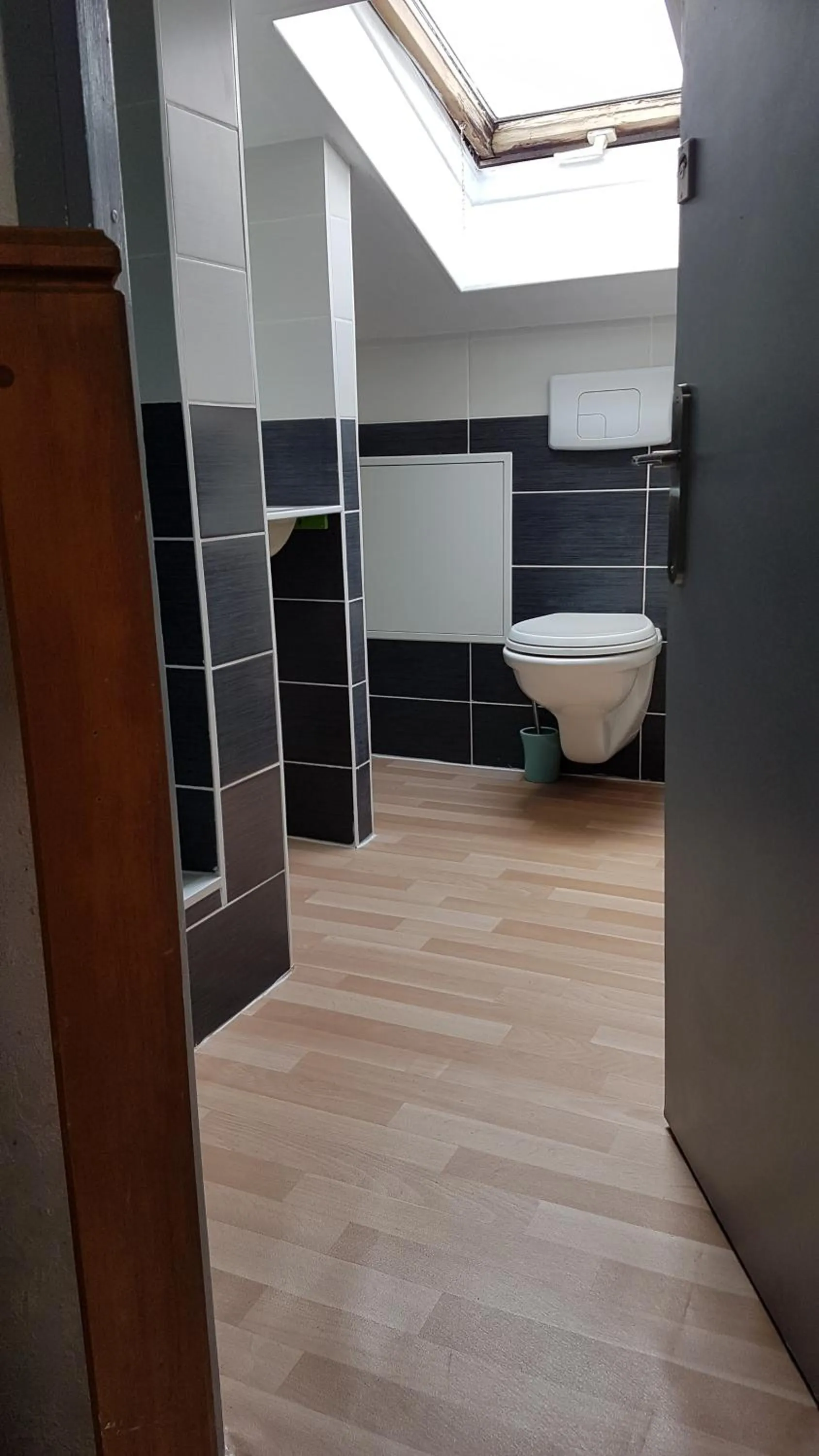 Bathroom in NancyRoom