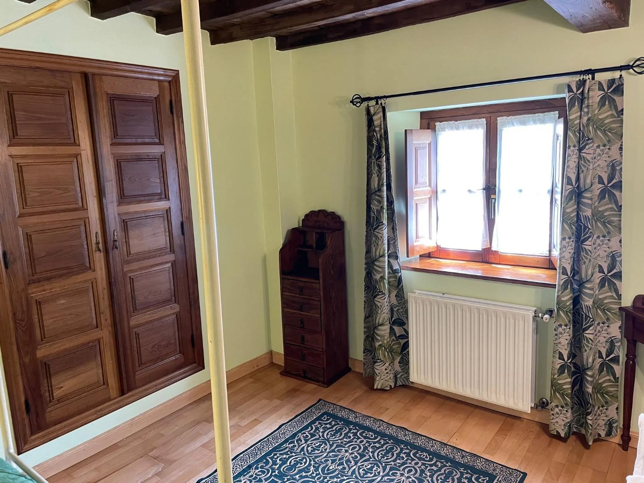 Bedroom in Hotel y apartamentos rurales L'Anceo