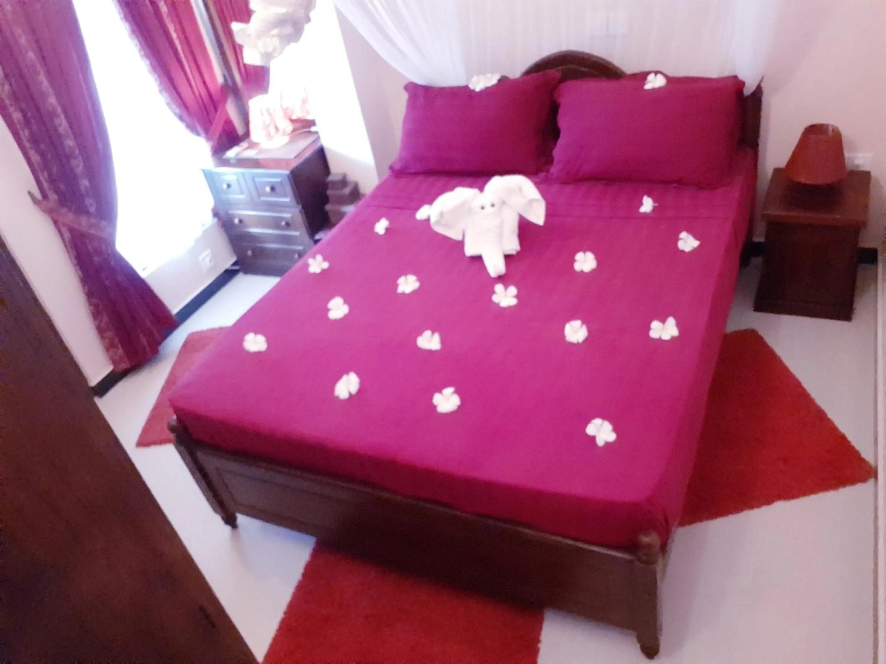 Bedroom, Bed in Sri Lancashire Guest House