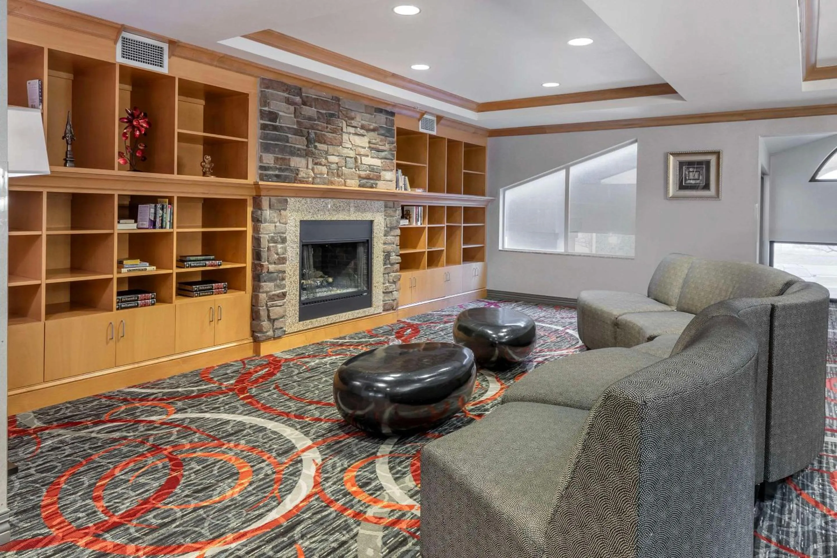 Lobby or reception in Comfort Suites