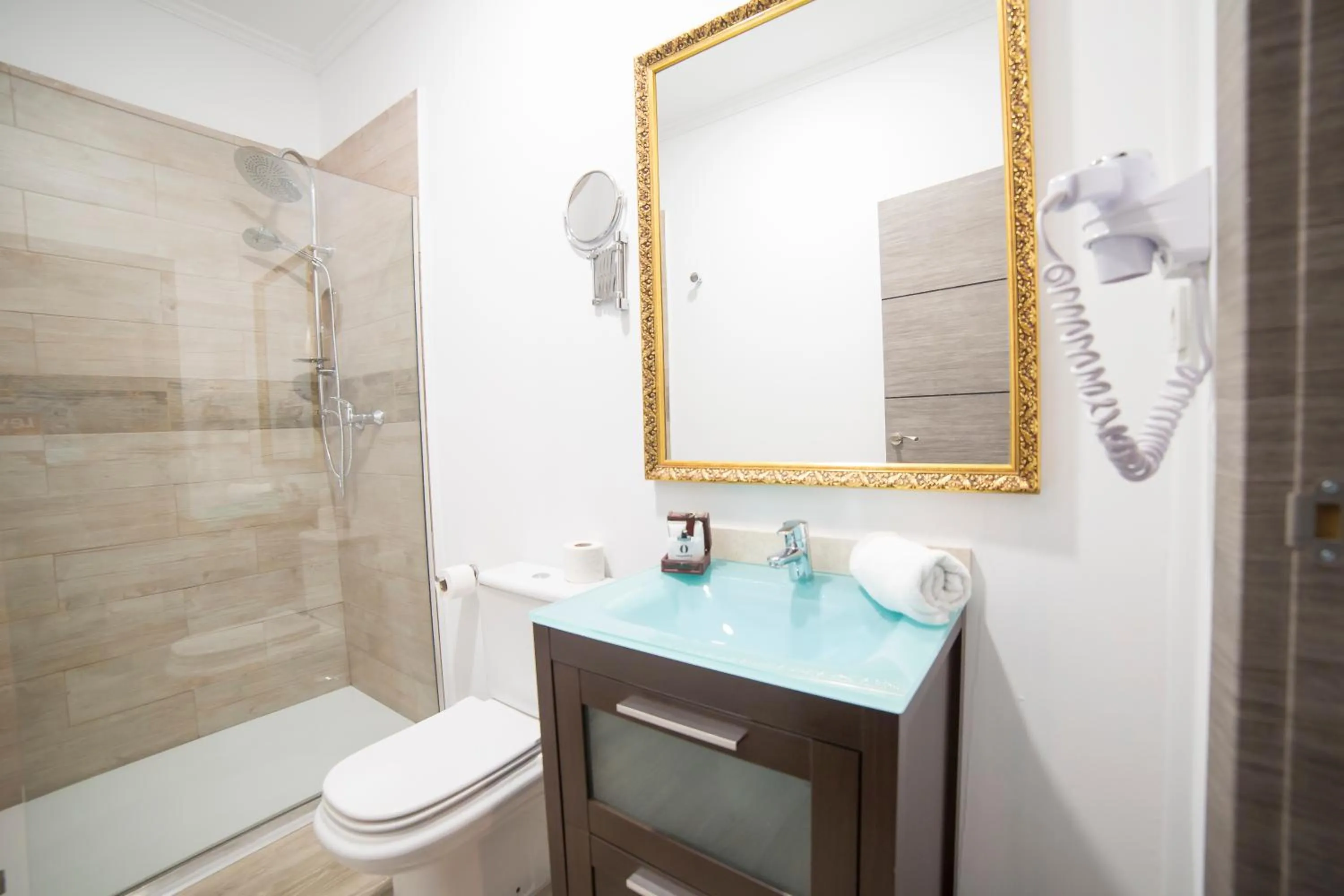 Bathroom in Gala Placida 1923