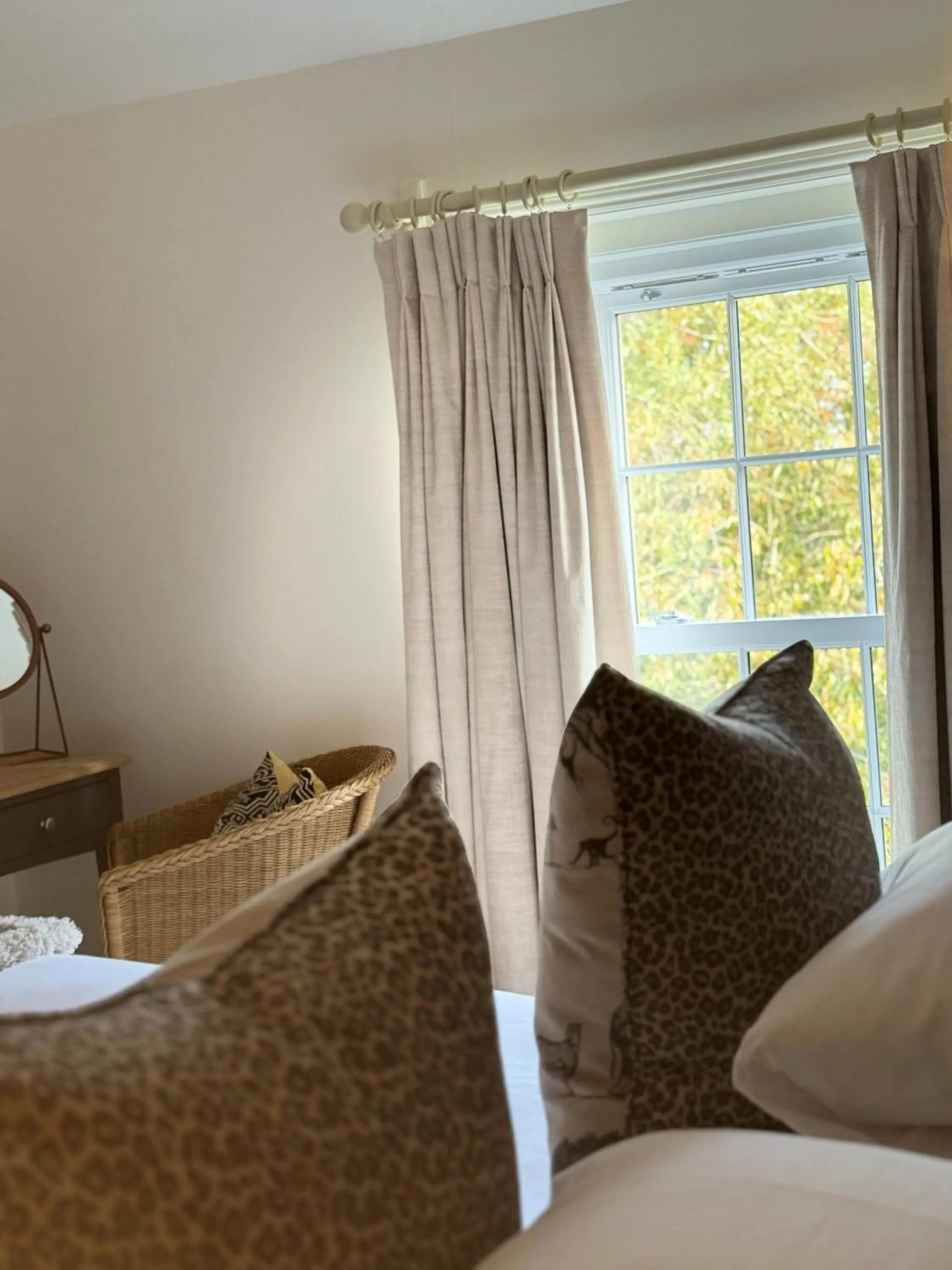 Bed in Scarborough Hill Country Inn