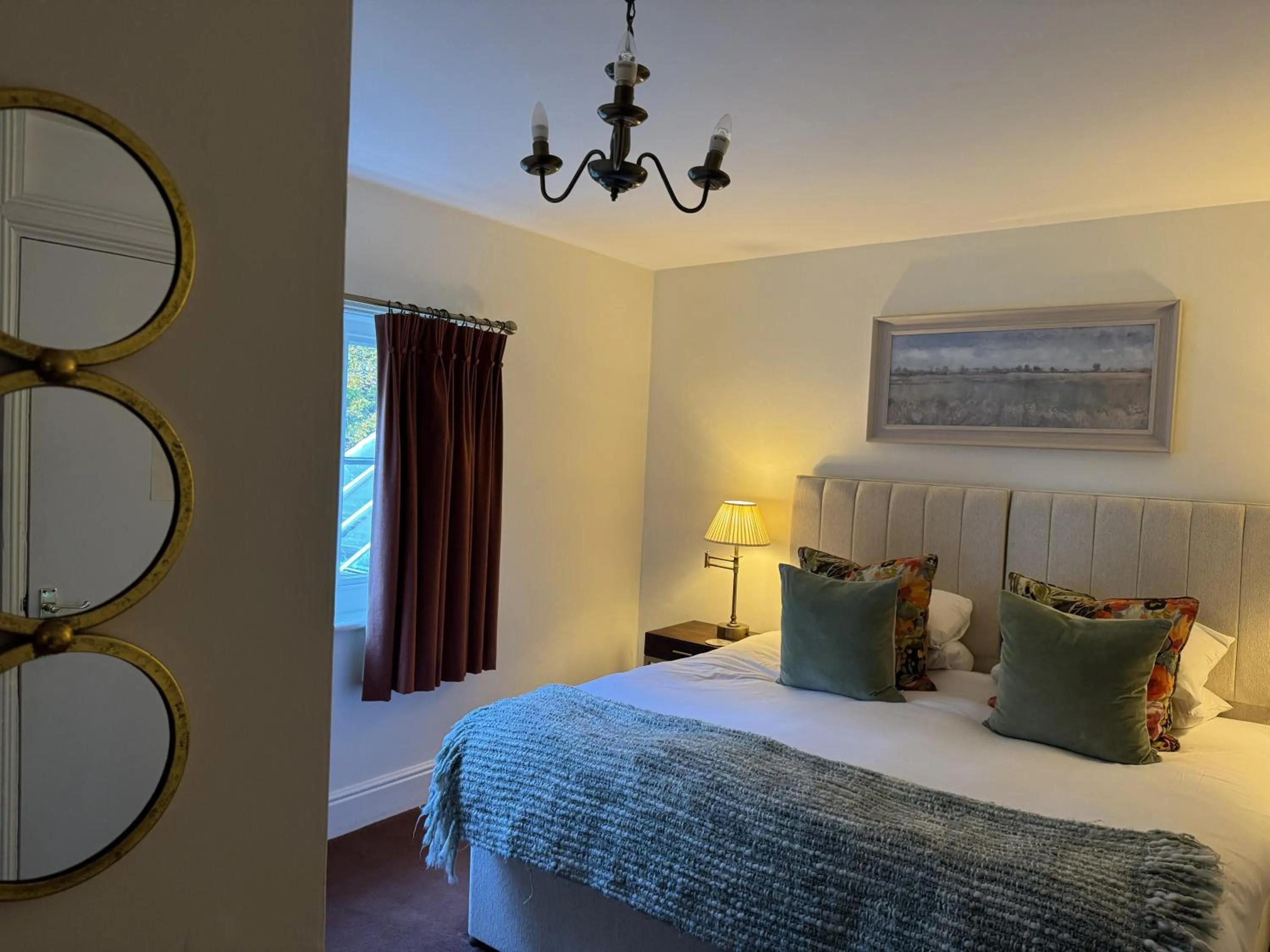 Bed in Scarborough Hill Country Inn