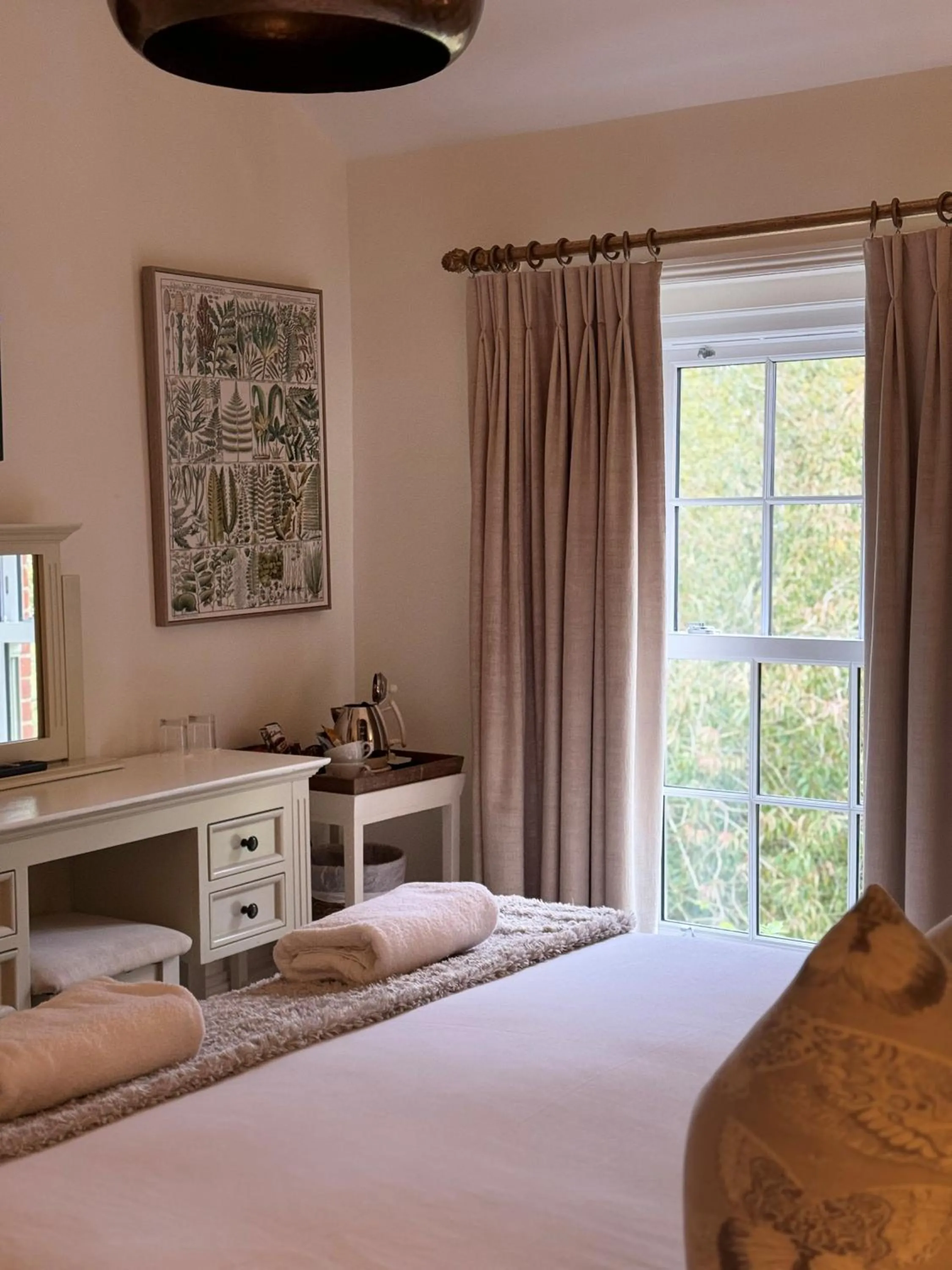 Bed in Scarborough Hill Country Inn