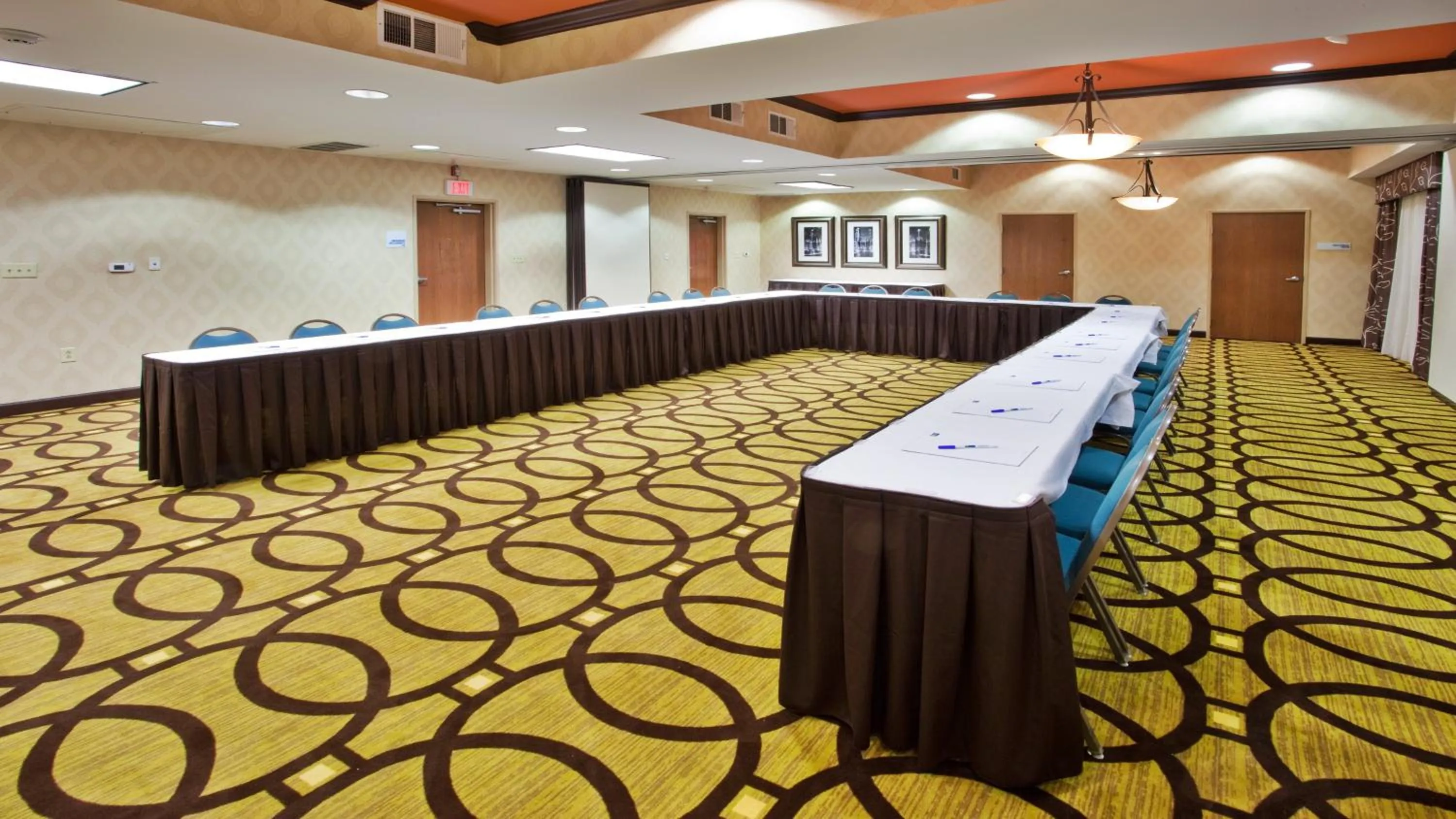 Meeting/conference room in Holiday Inn Express Peachtree Corners-Norcross by IHG