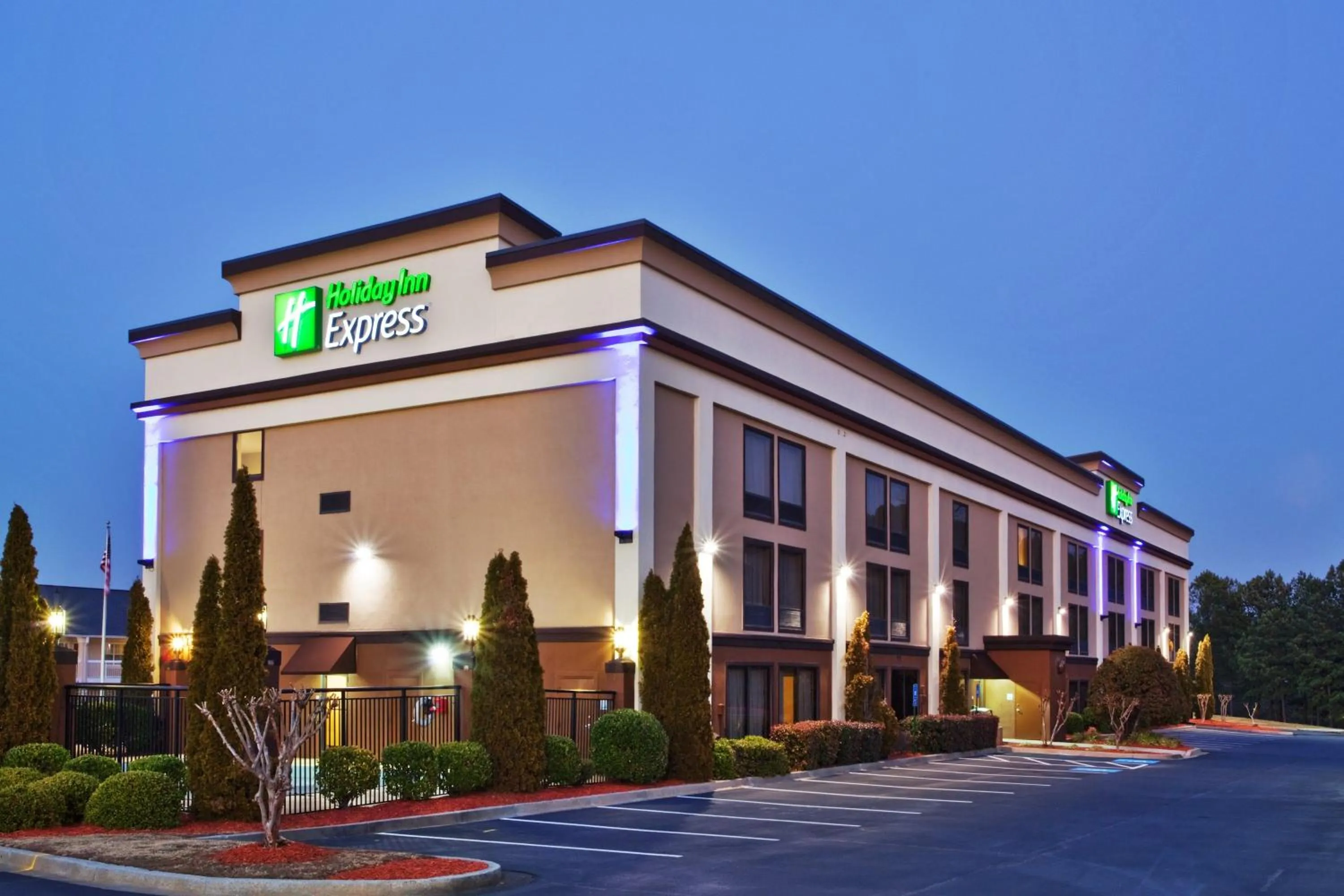 Property building in Holiday Inn Express Peachtree Corners-Norcross by IHG