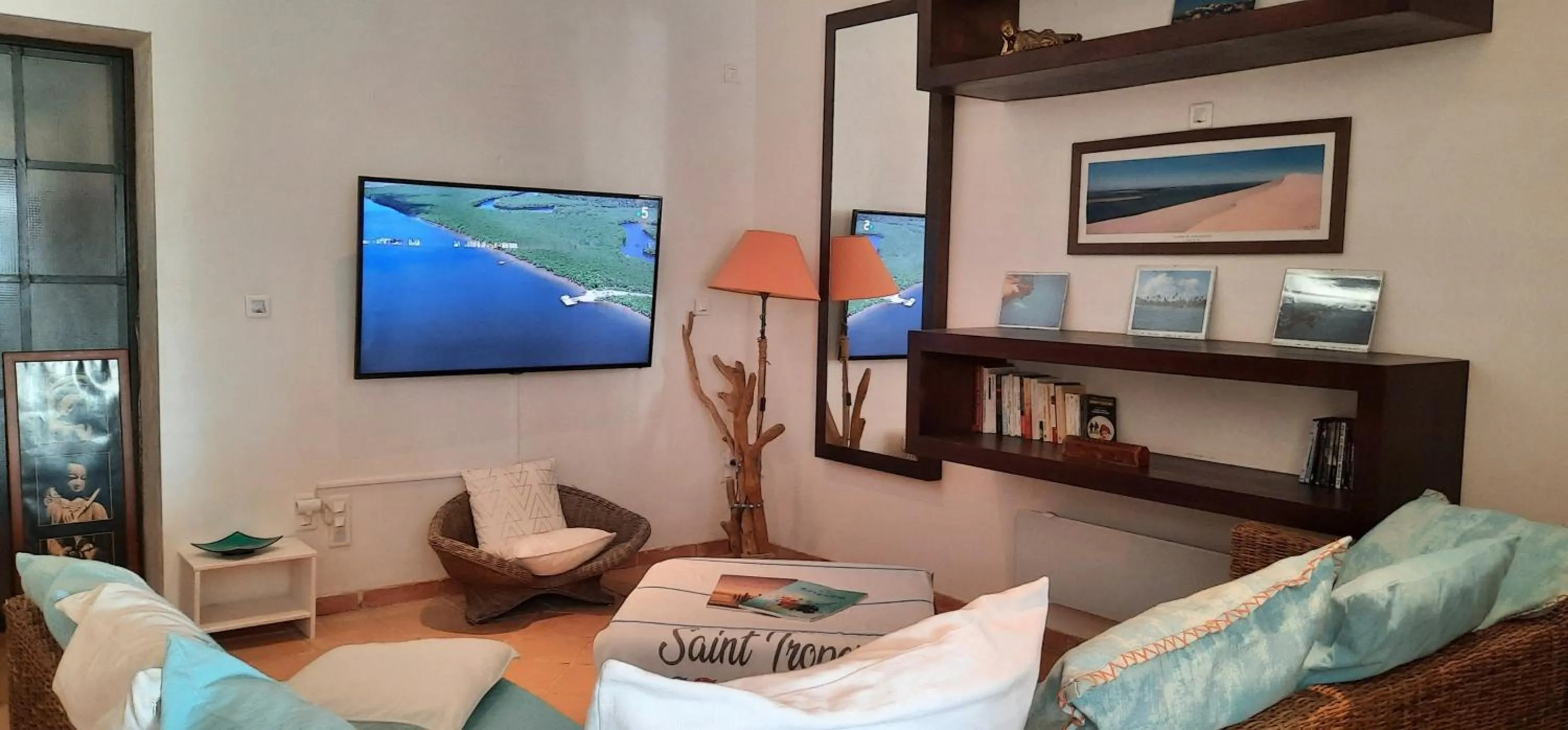 TV and multimedia in Villa des Delices