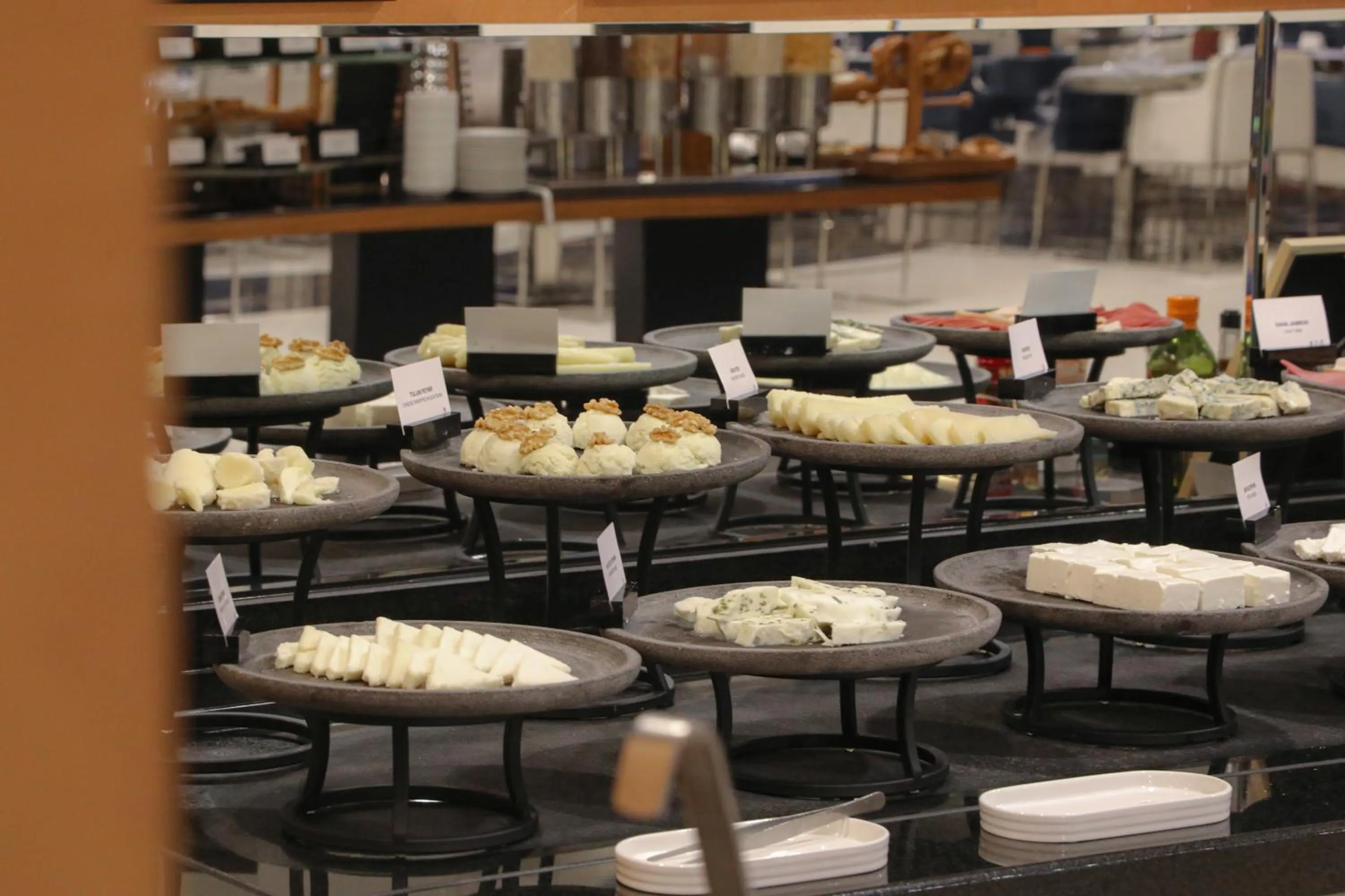 Buffet breakfast in Radisson Blu Hotel, Diyarbakir