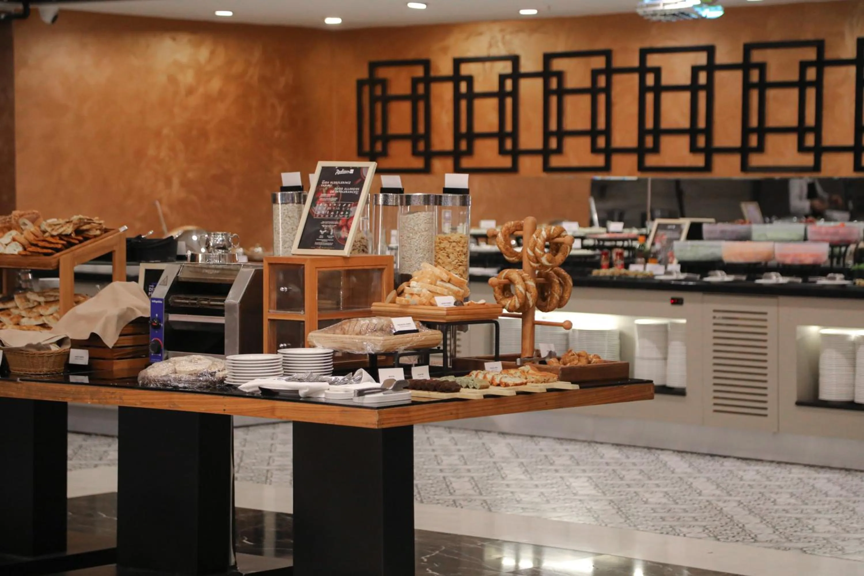 Buffet breakfast in Radisson Blu Hotel, Diyarbakir