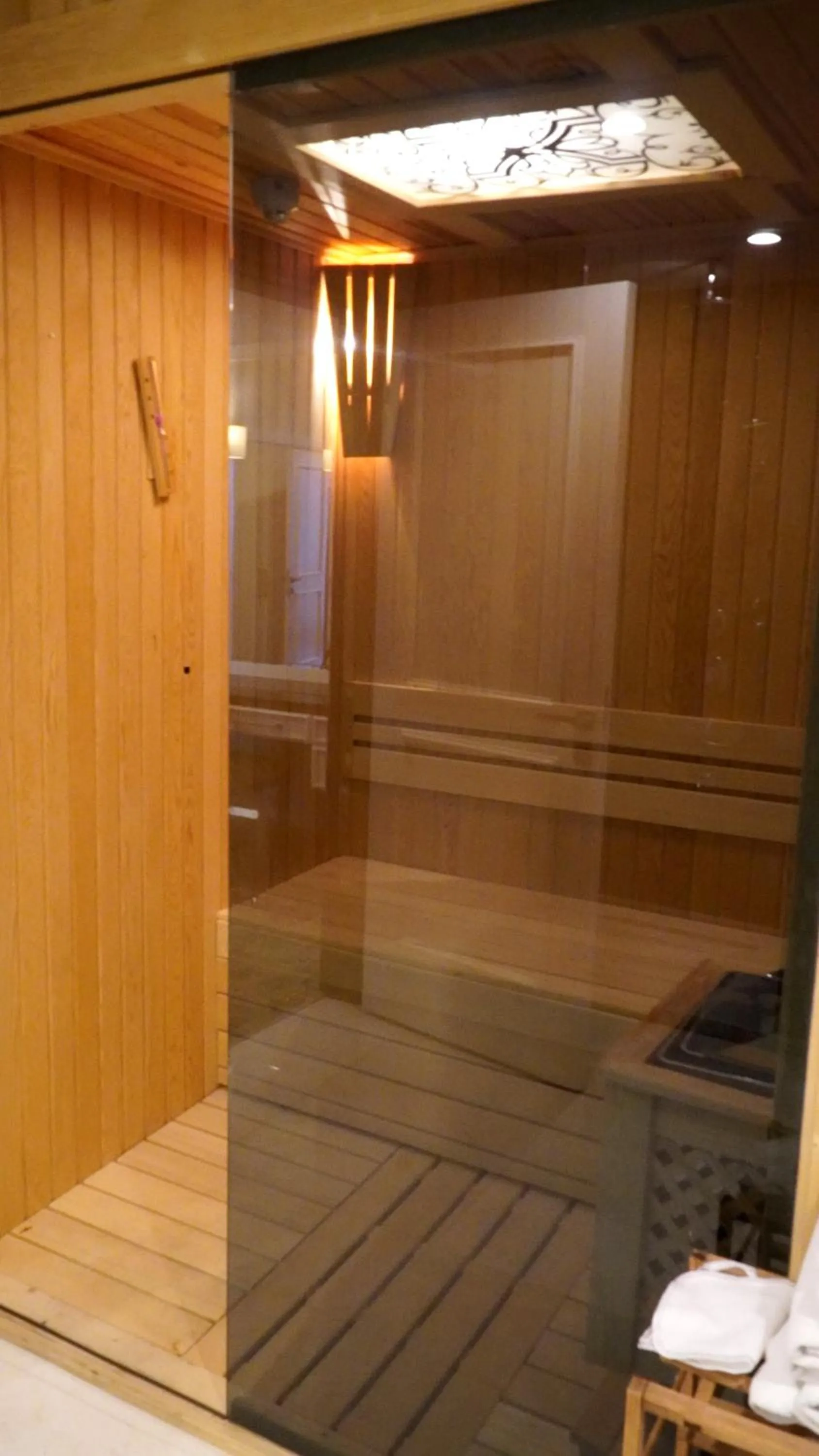 Sauna in Radisson Blu Hotel, Diyarbakir
