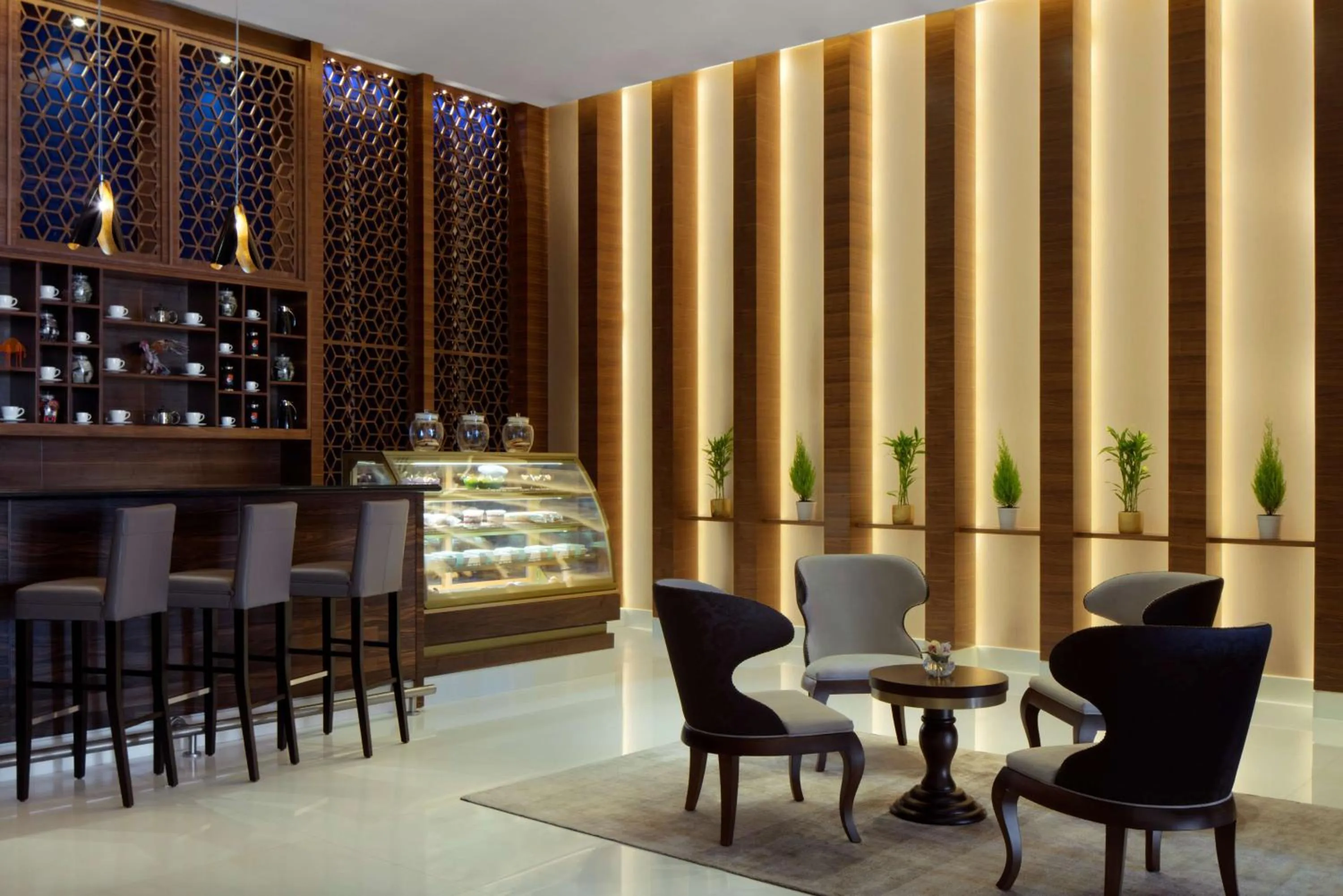 Restaurant/places to eat in Radisson Blu Hotel, Dubai Waterfront