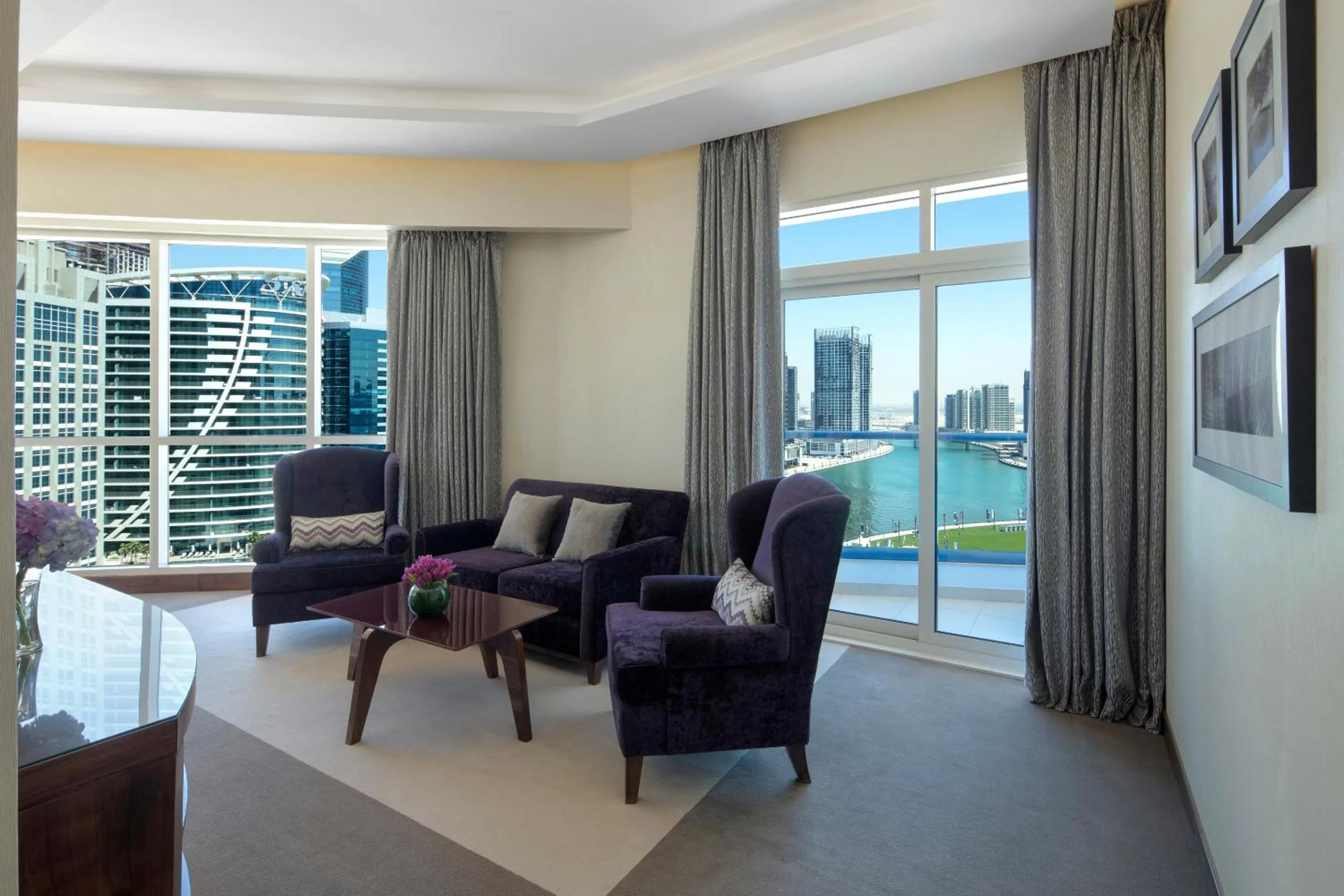 Living room in Radisson Blu Hotel, Dubai Waterfront