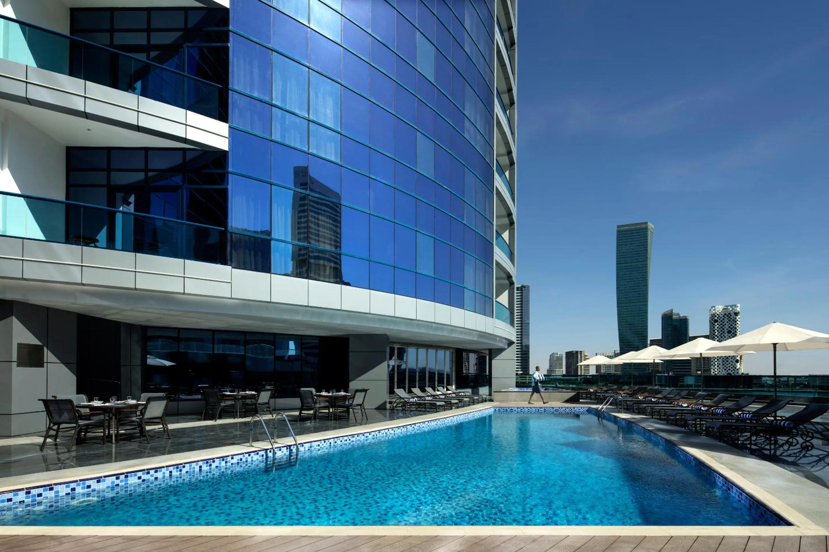 Swimming pool in Radisson Blu Hotel, Dubai Waterfront