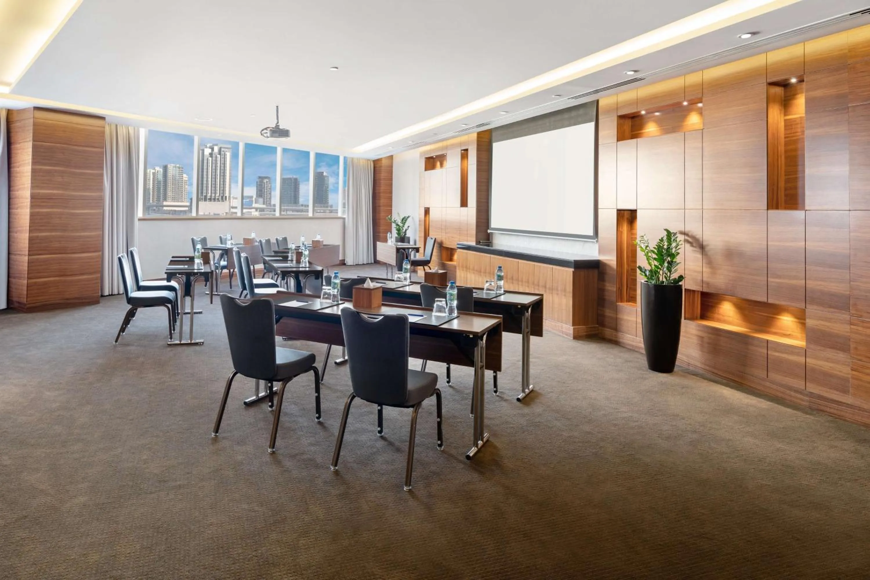 People in Radisson Blu Hotel, Dubai Waterfront