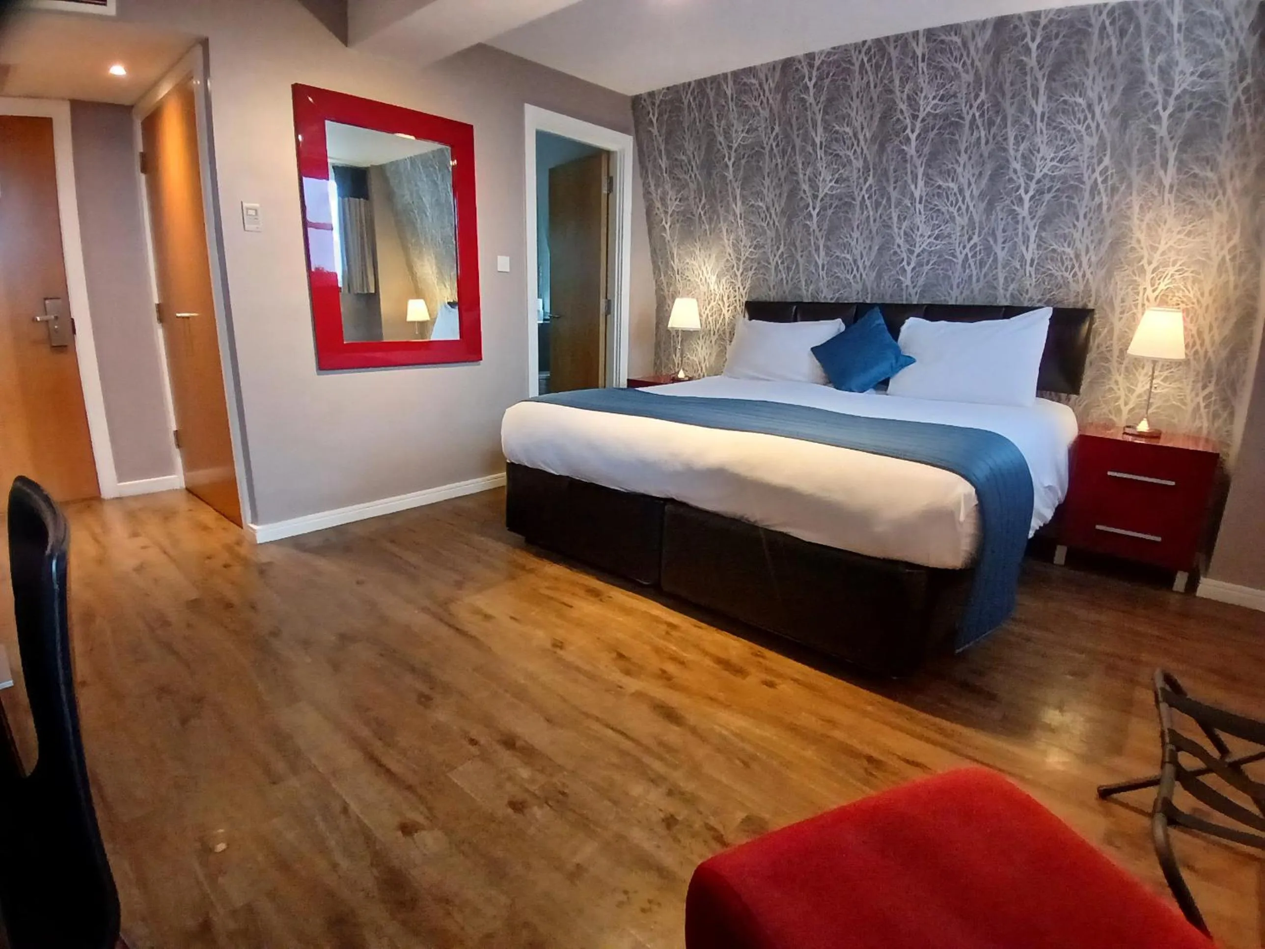 Bedroom, Bed in The Royal Hotel Cardiff