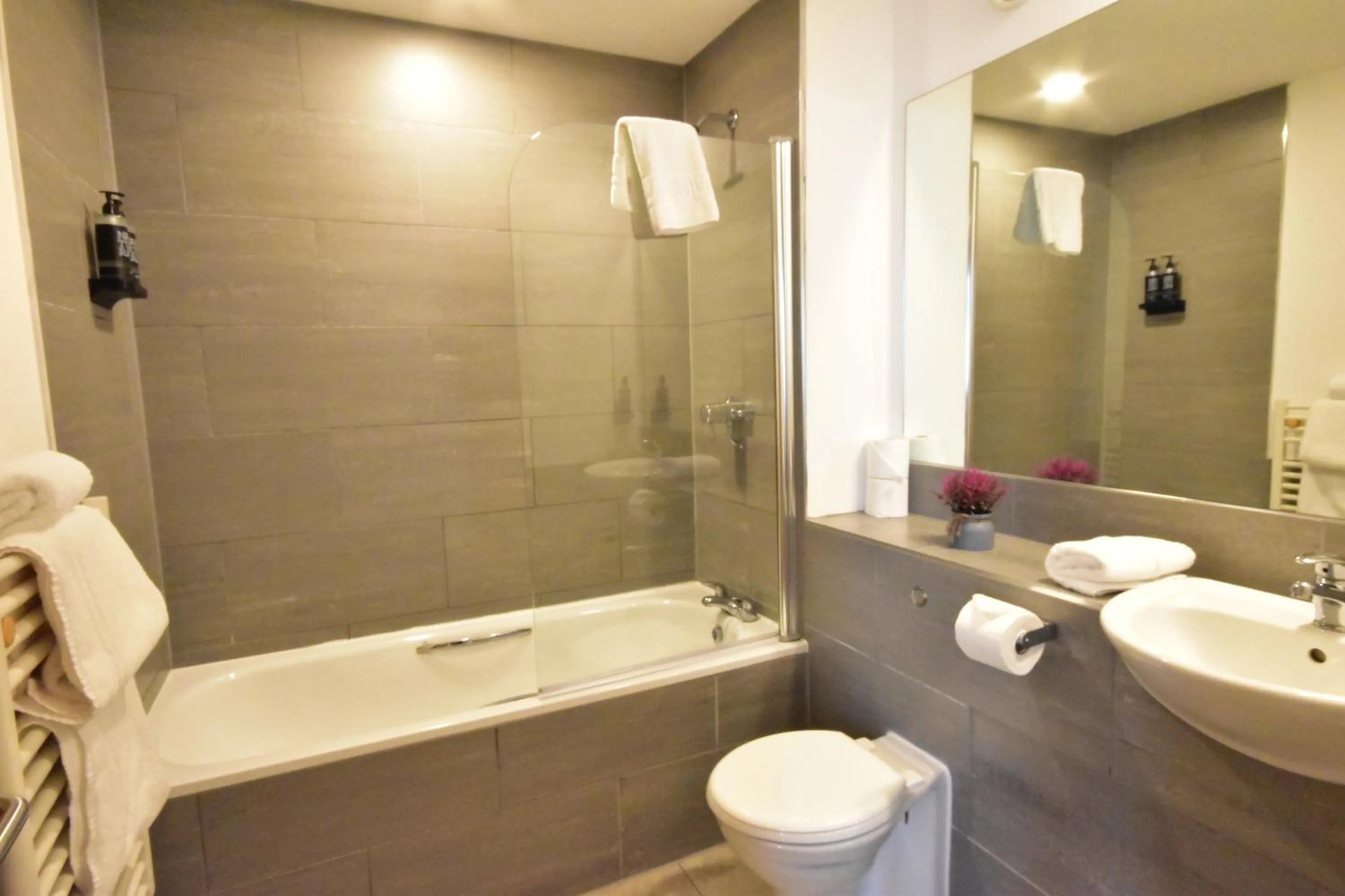 Bathroom in The Royal Hotel Cardiff