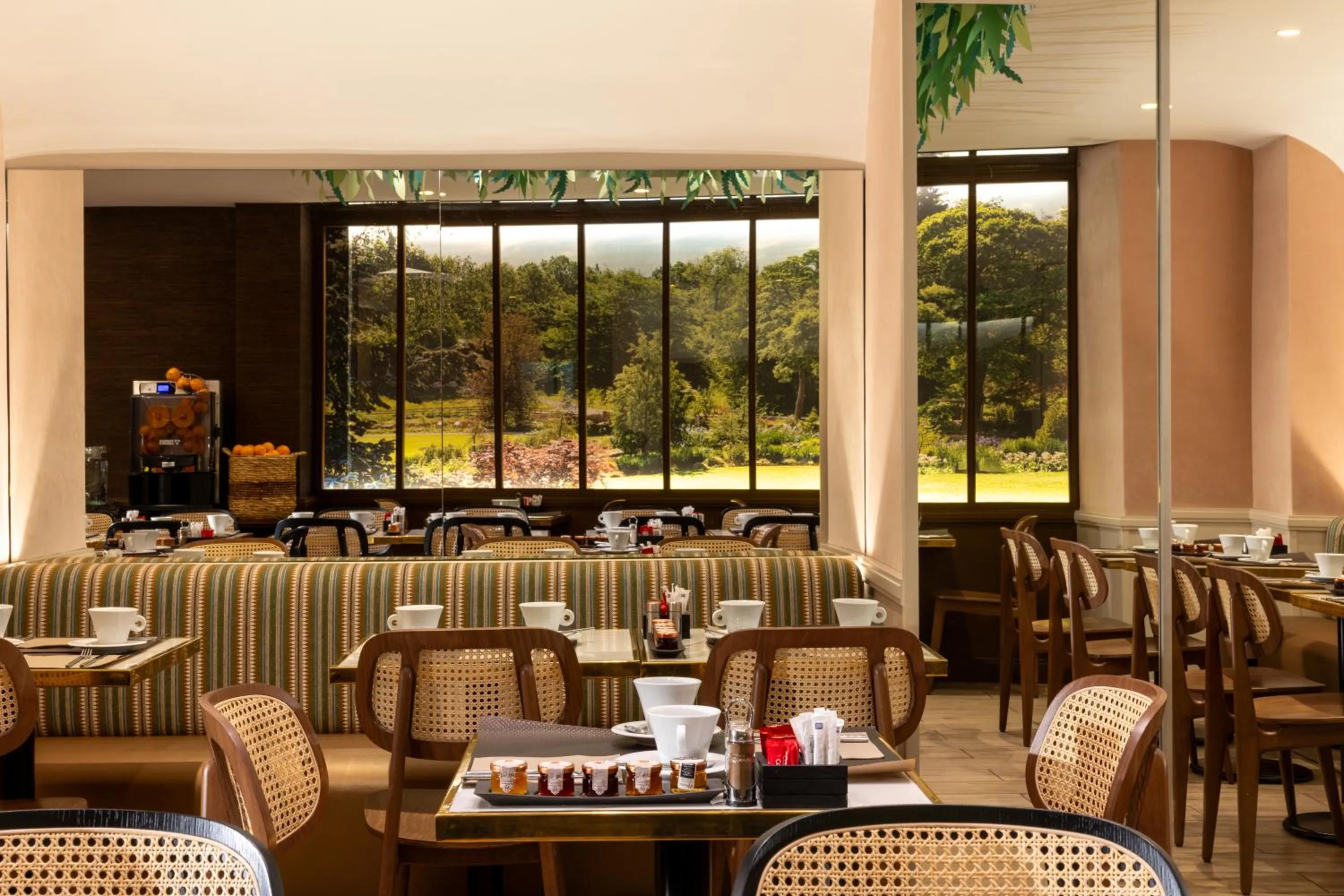 Buffet breakfast in Paris Bastille