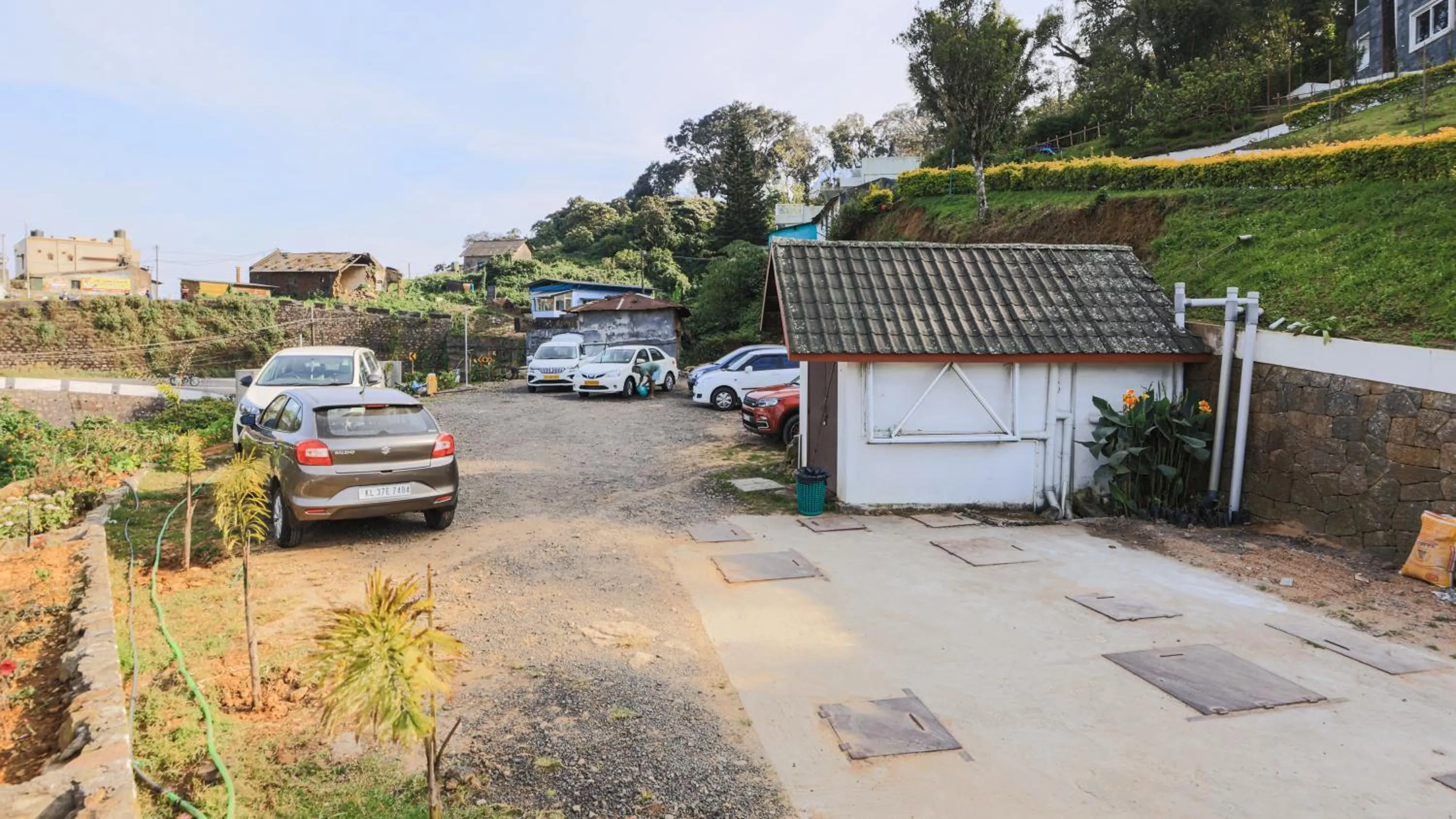 Parking in Shola Crown Resort - Munnar