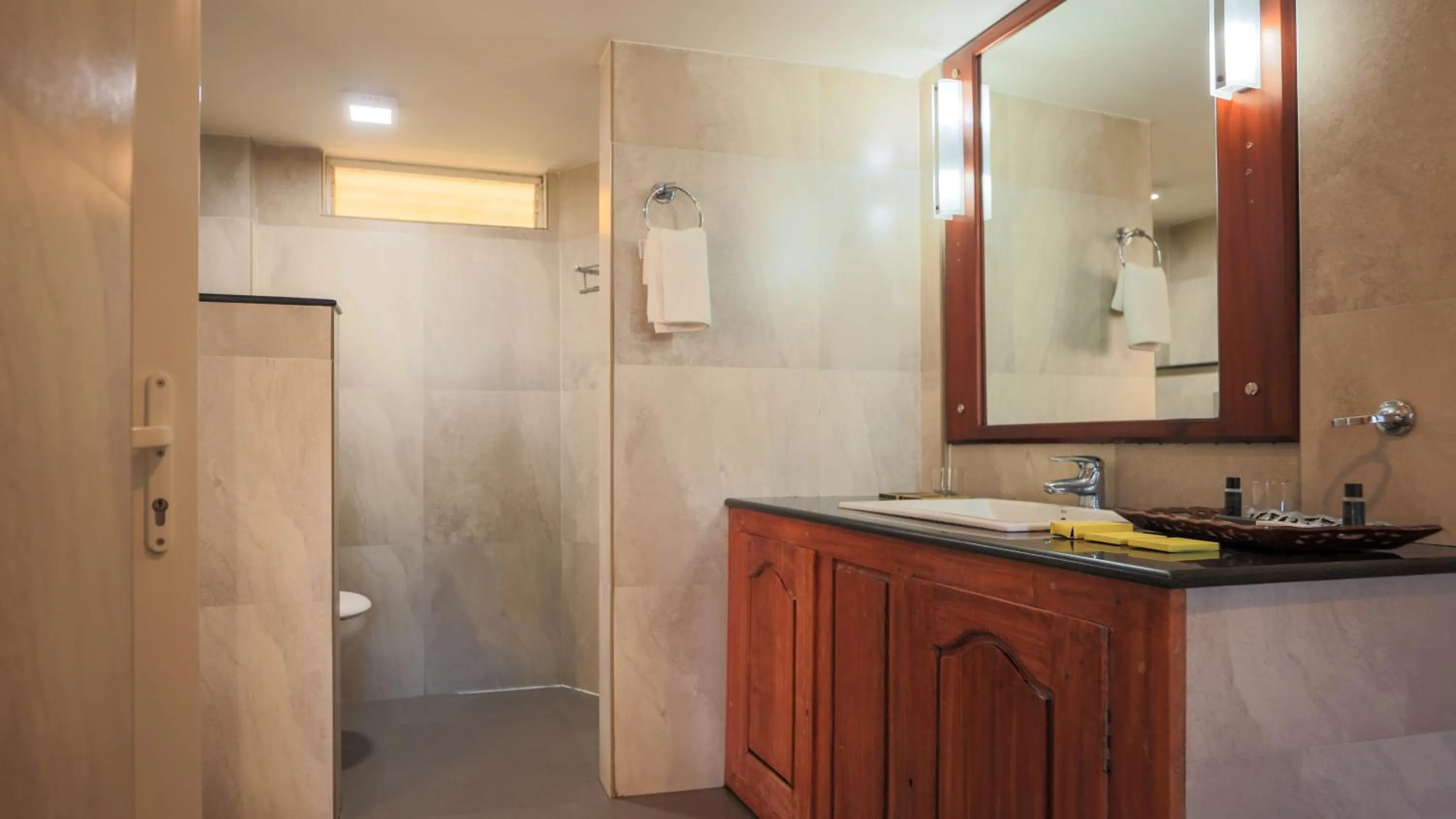 Bathroom in Shola Crown Resort - Munnar