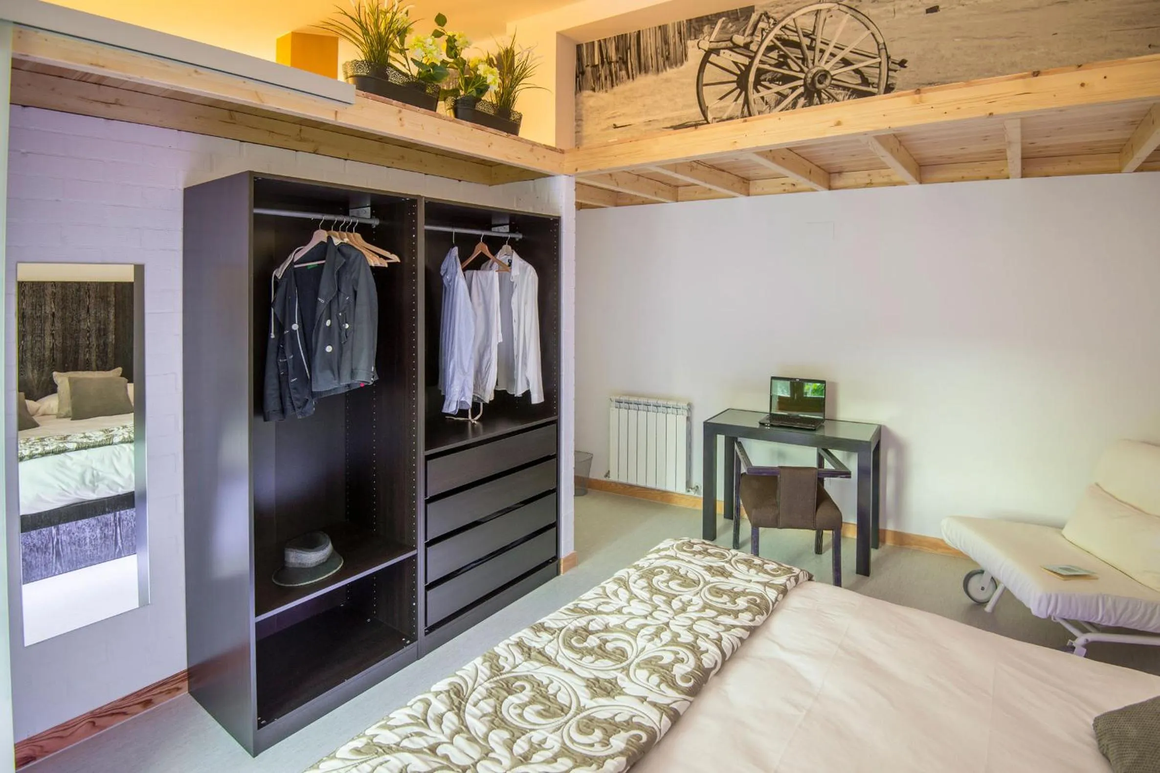 Decorative detail, Bed in Finca Valdobar