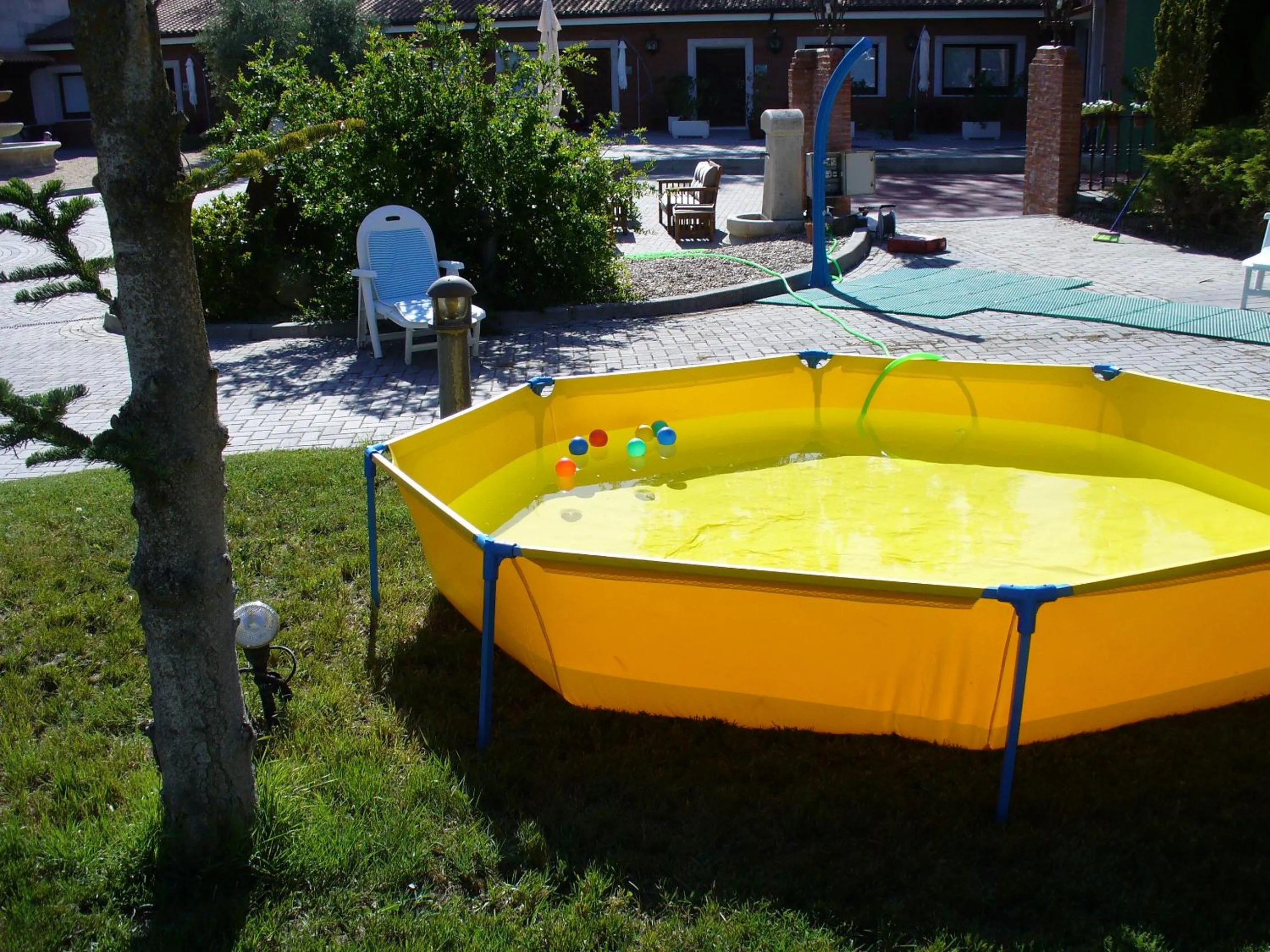 Swimming pool in Finca Valdobar
