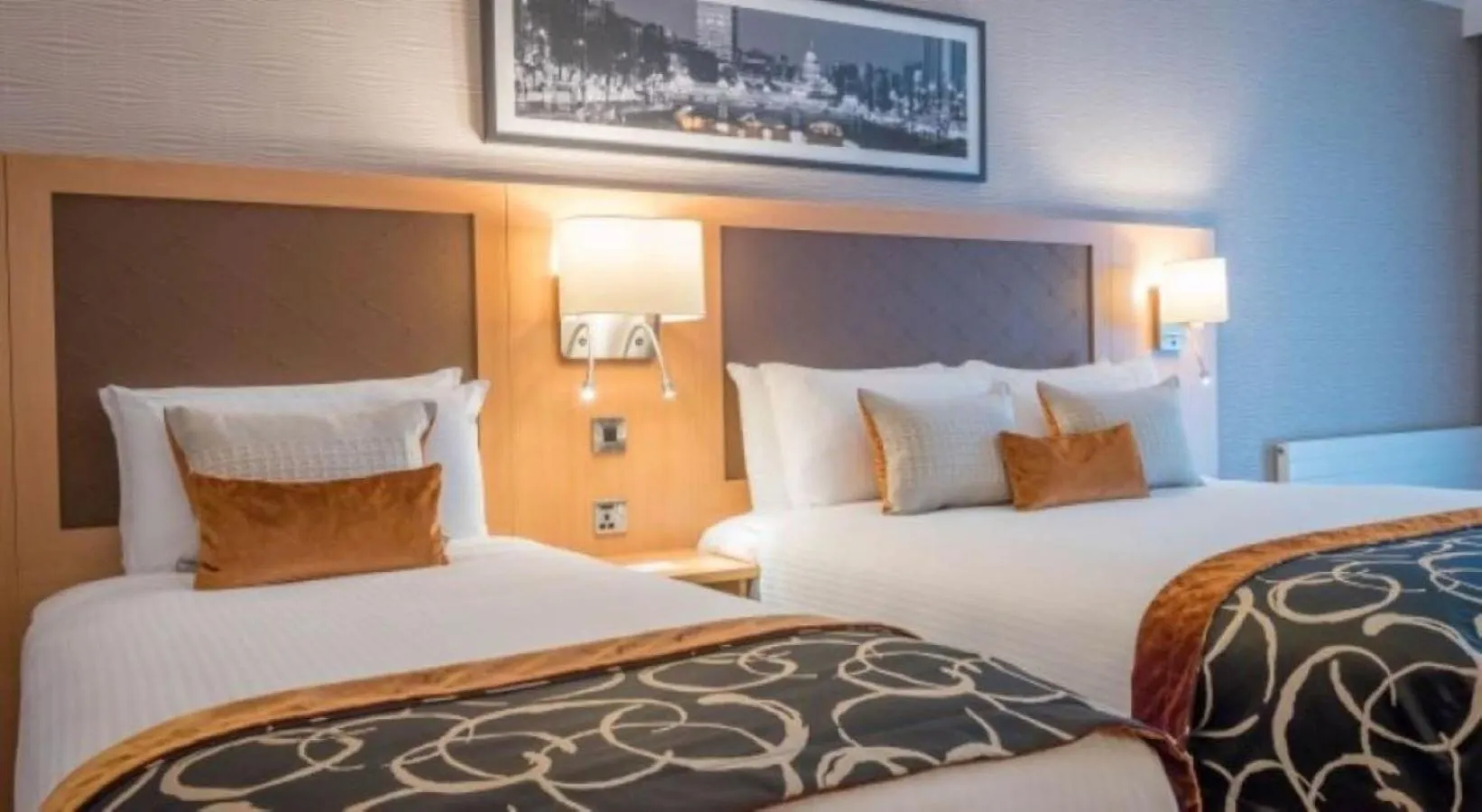 Bedroom, Bed in Clayton Hotel & Leisure Club Sligo