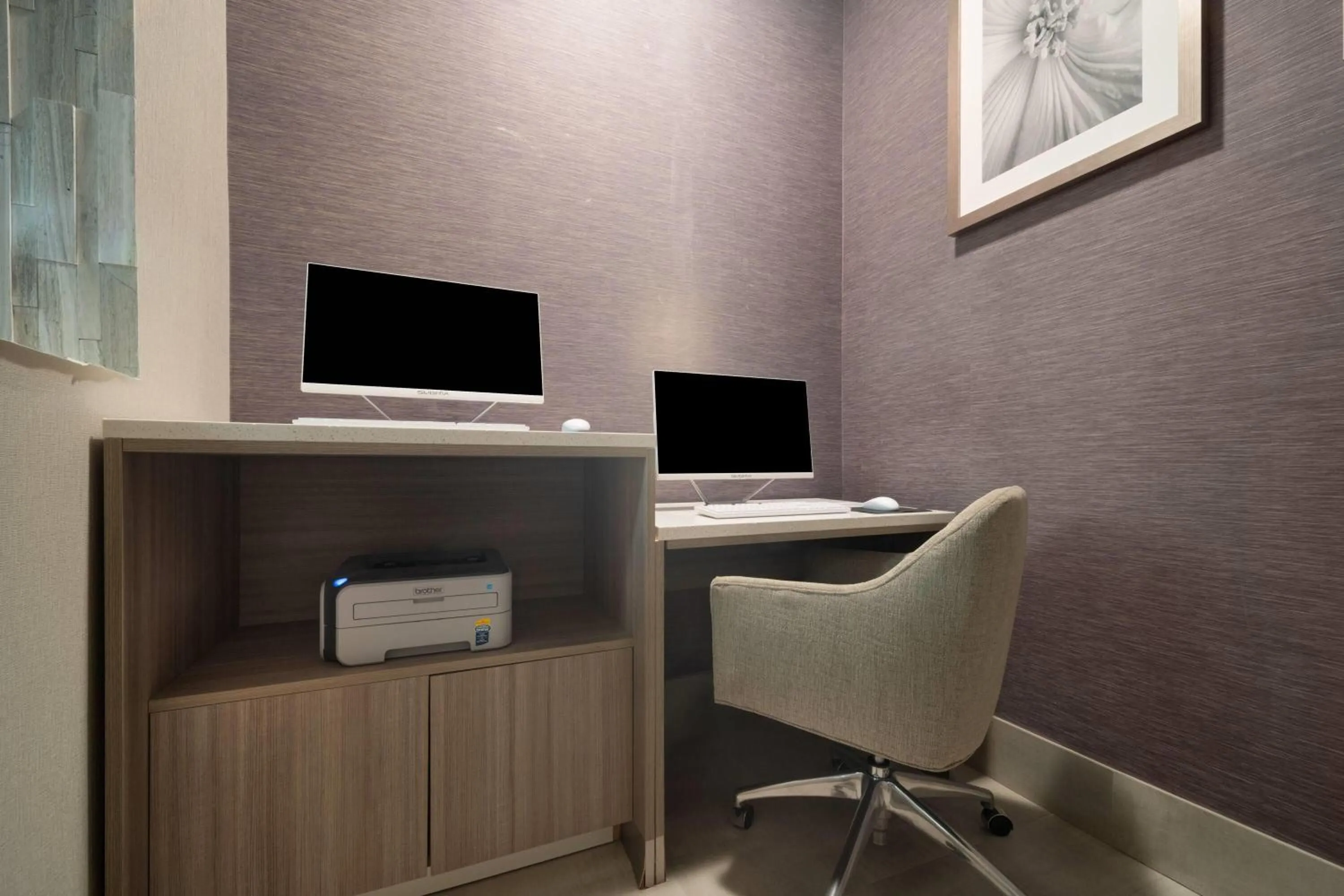 Business facilities in La Quinta by Wyndham Atlanta Stockbridge