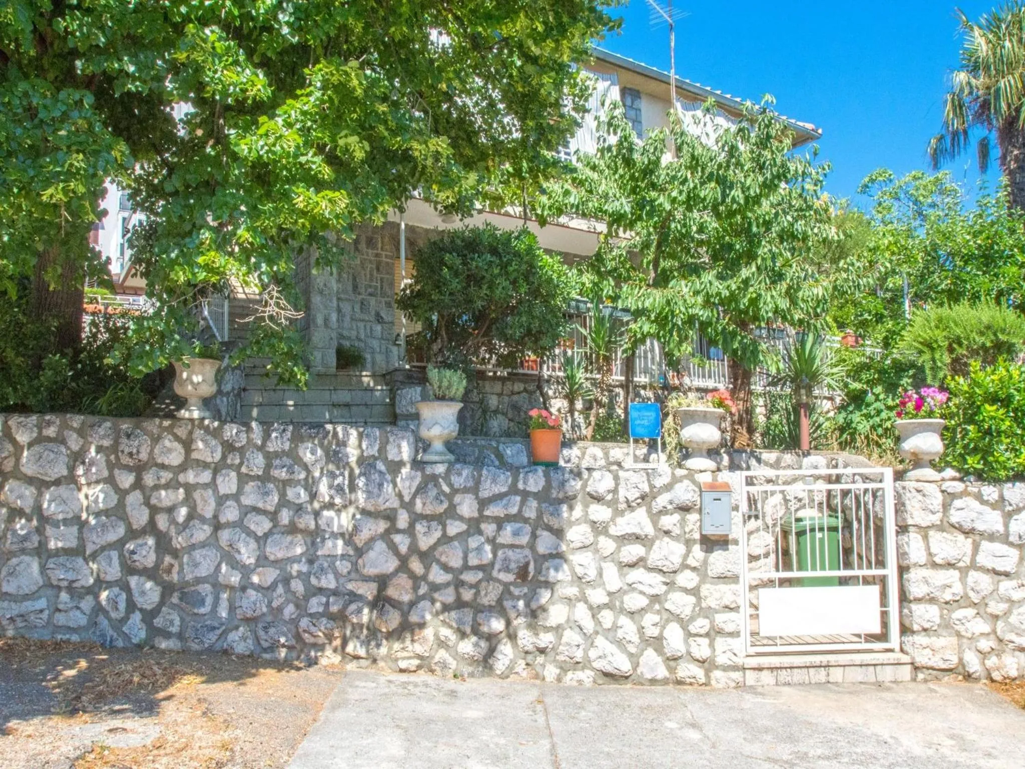 Apartment Leo nona
