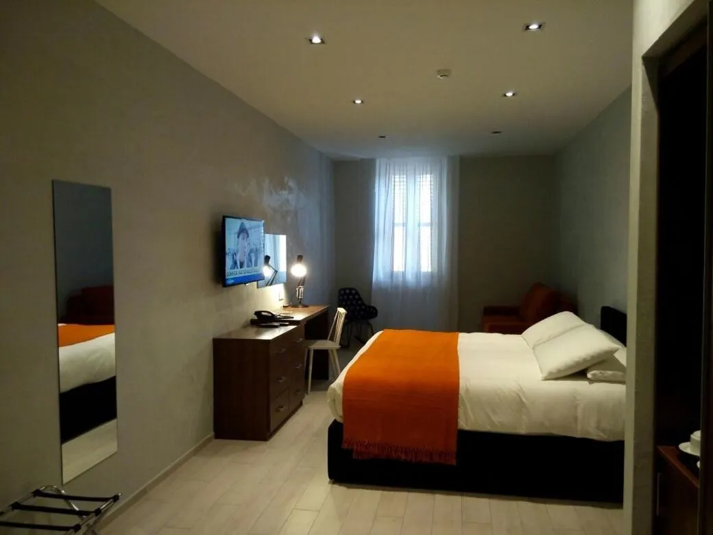 Bedroom, Bed in Quaint Boutique Hotel Sannat