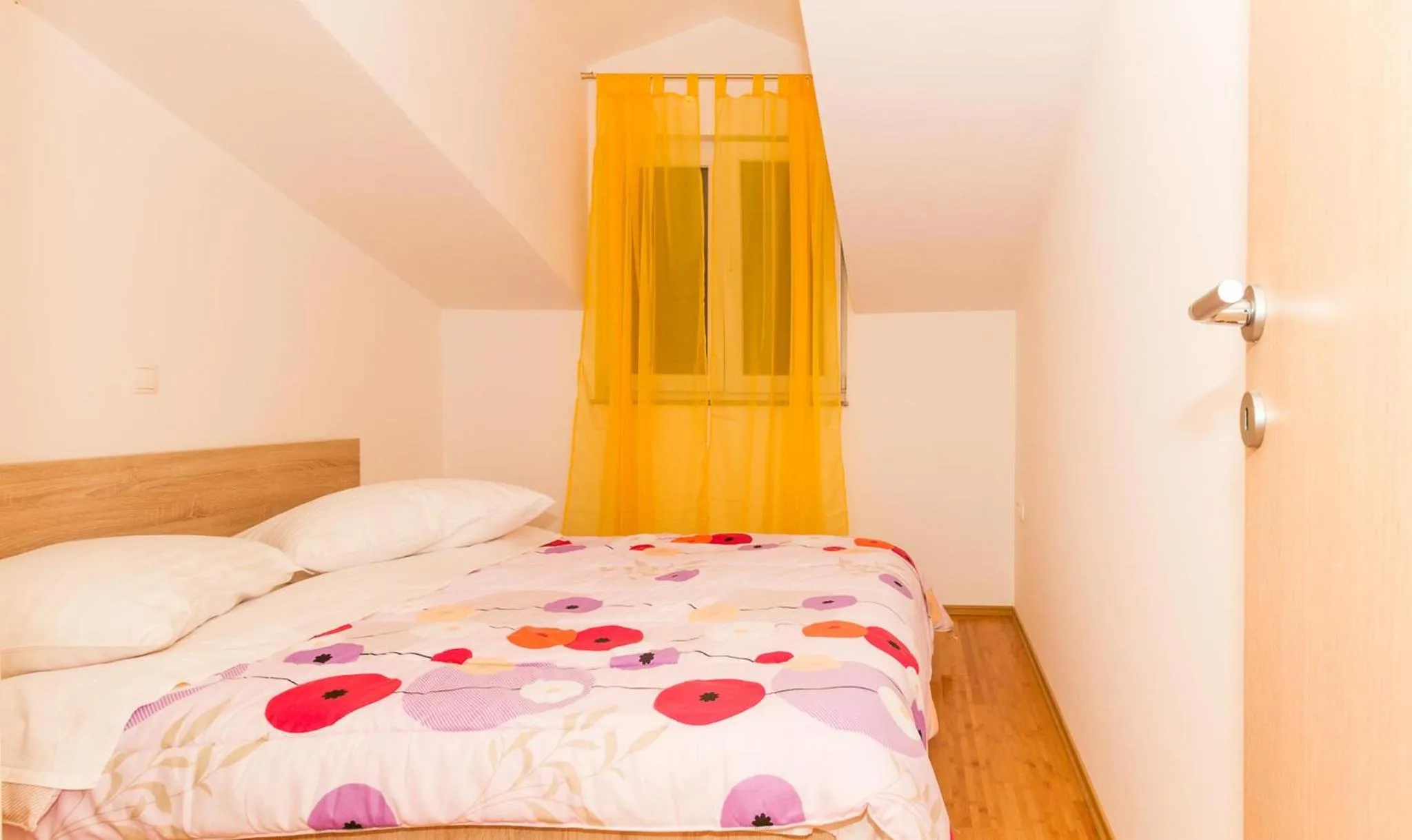 Bed in Apartments Villa-Ines Center
