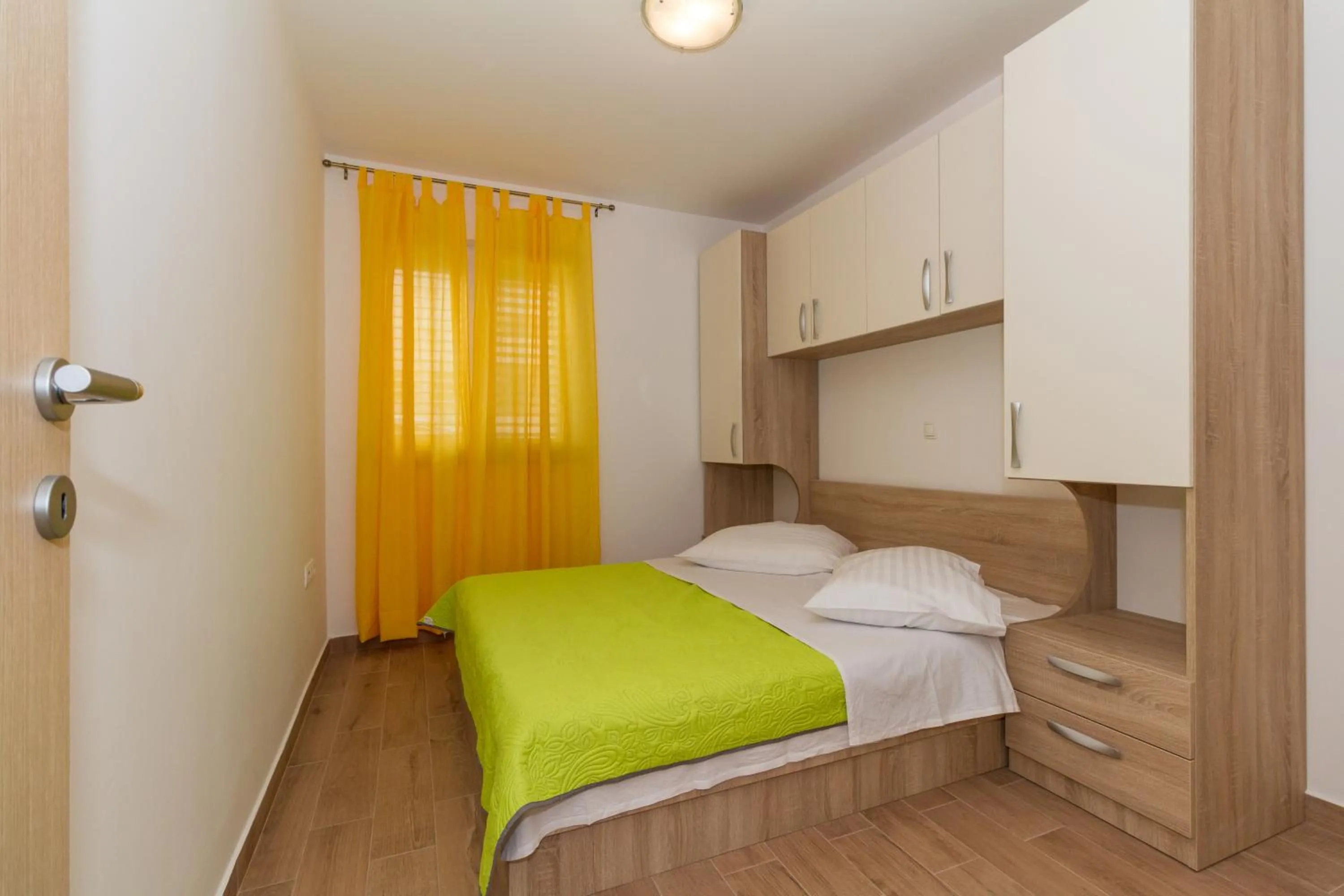 Bed in Apartments Villa-Ines Center
