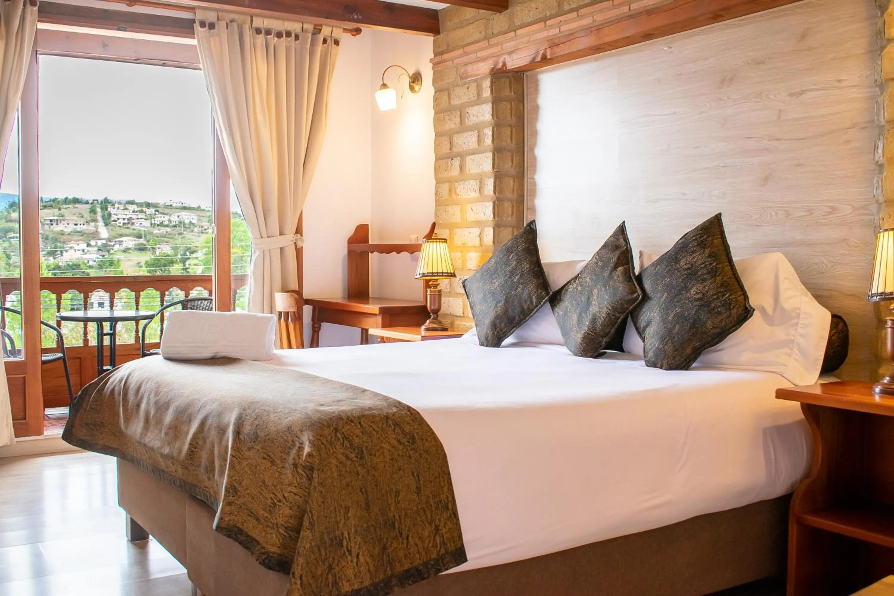 Photo of the whole room, Bed in Hotel El Giro