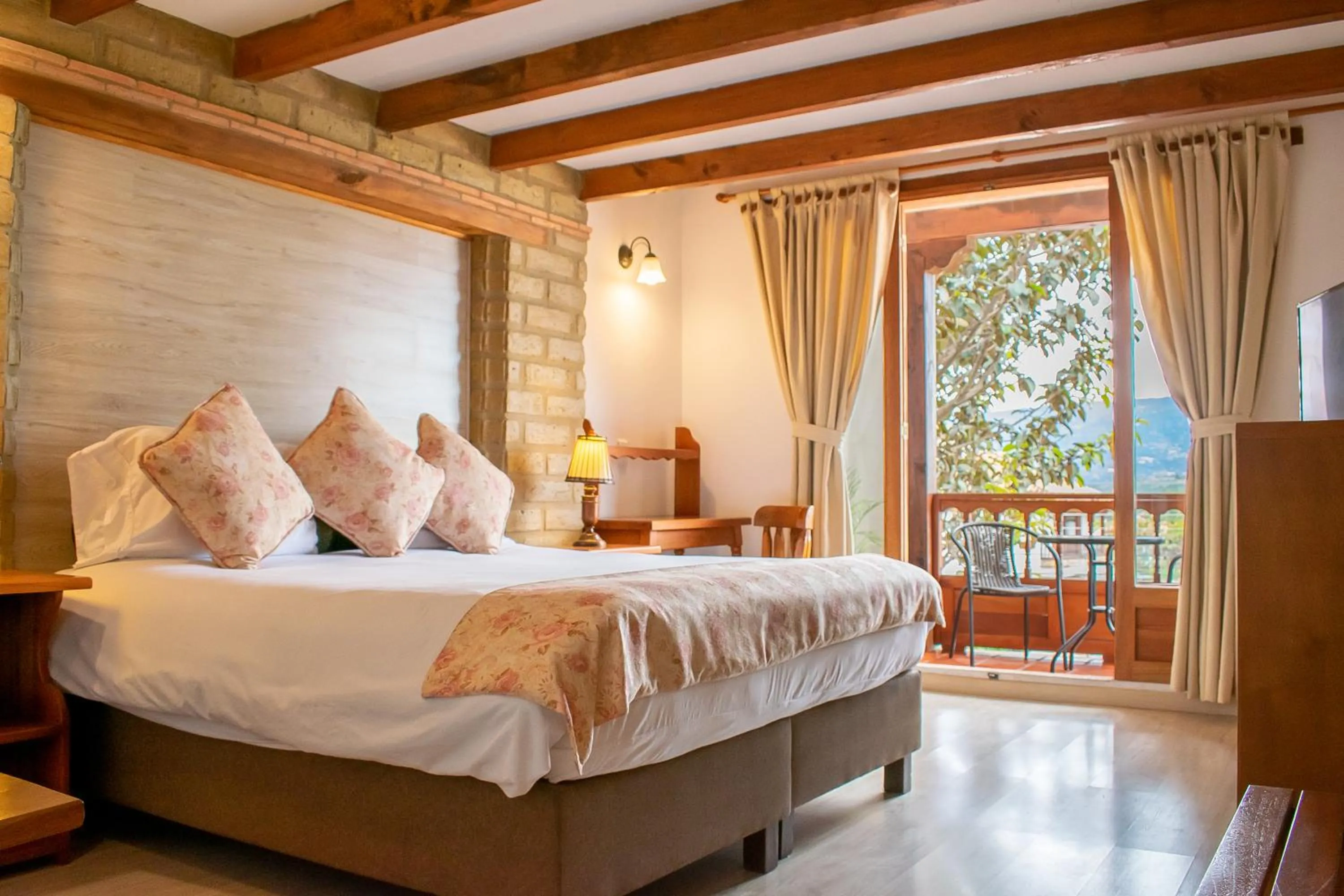 Photo of the whole room, Bed in Hotel El Giro