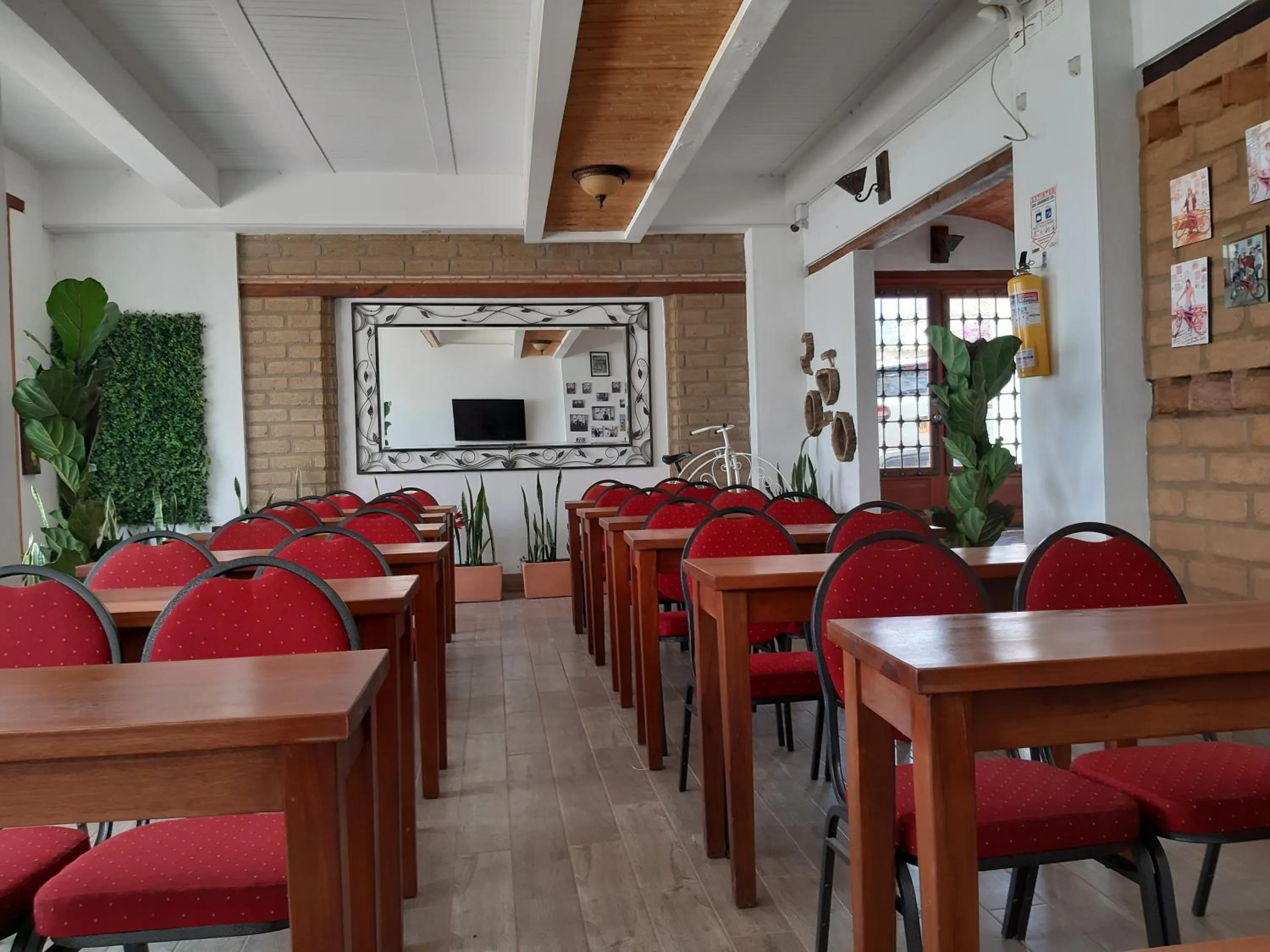 Property building in Hotel El Giro