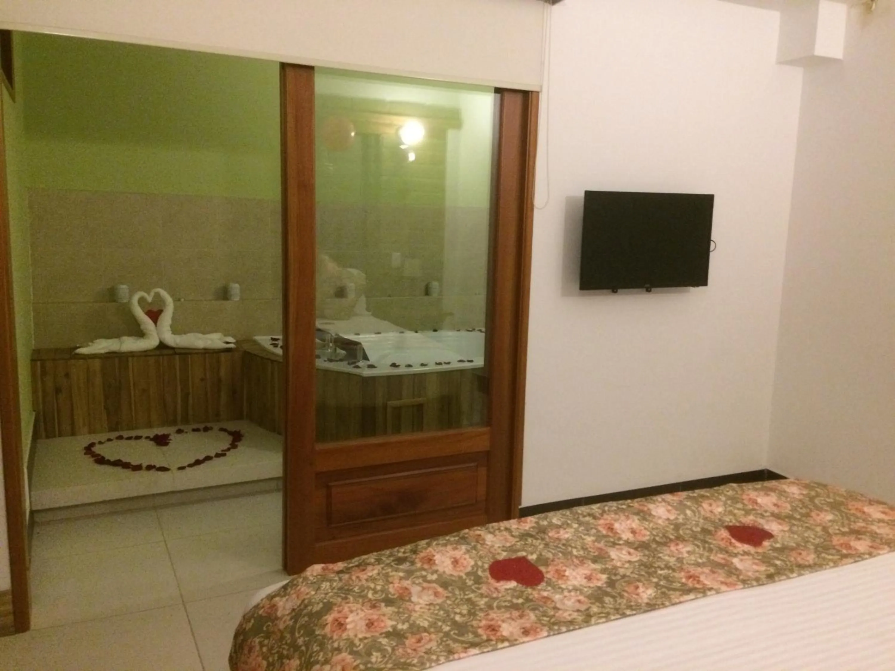 Photo of the whole room, Bed in Hotel El Giro