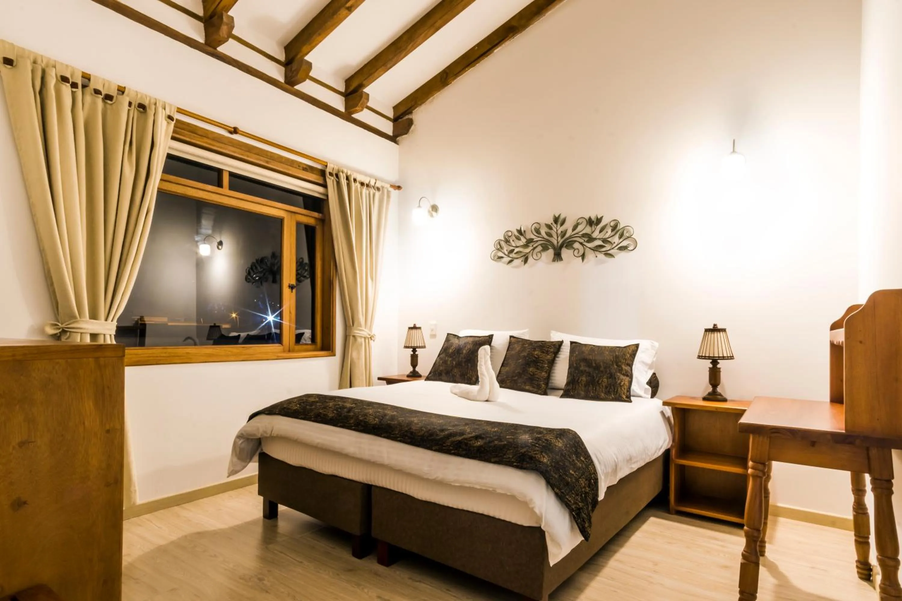 Photo of the whole room, Bed in Hotel El Giro