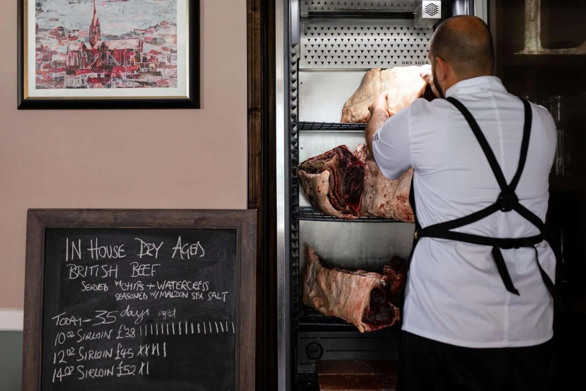 Restaurant/places to eat in The Lamb Inn