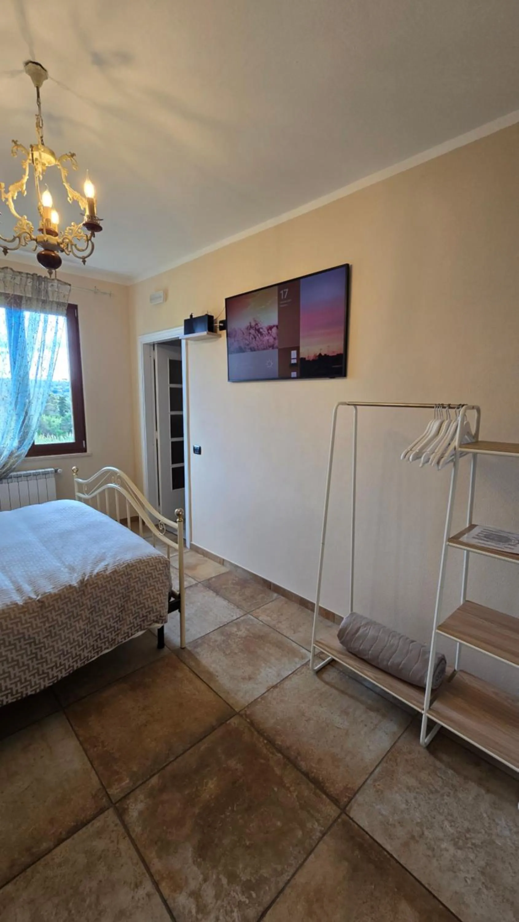 Bed in Villa Malvasio Pool and Jacuzzi Room Sassari