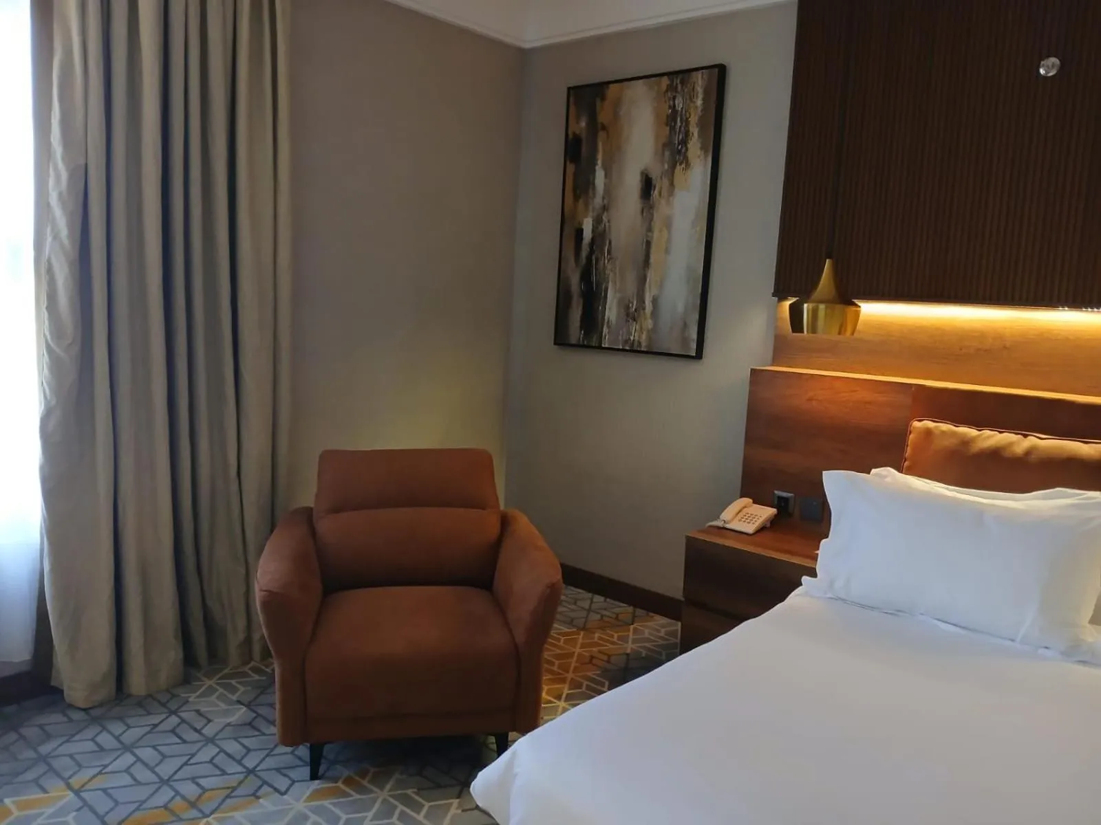 Bedroom, Bed in Crown Town Hotel